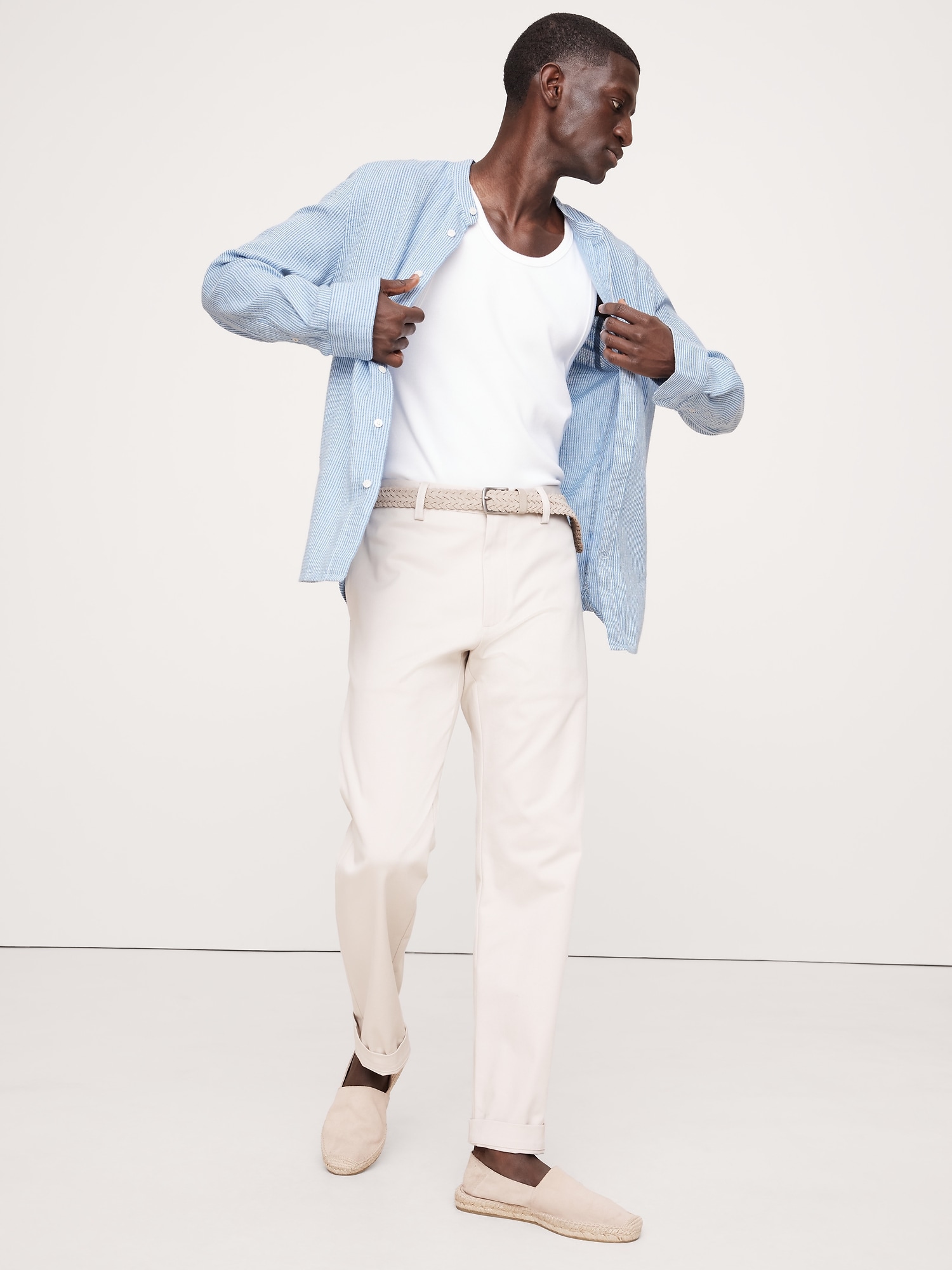 Standard-Fit Linen-Cotton Banded-Collar Shirt