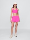 GapFit ミッドライズ ランニング ショートパンツ-0