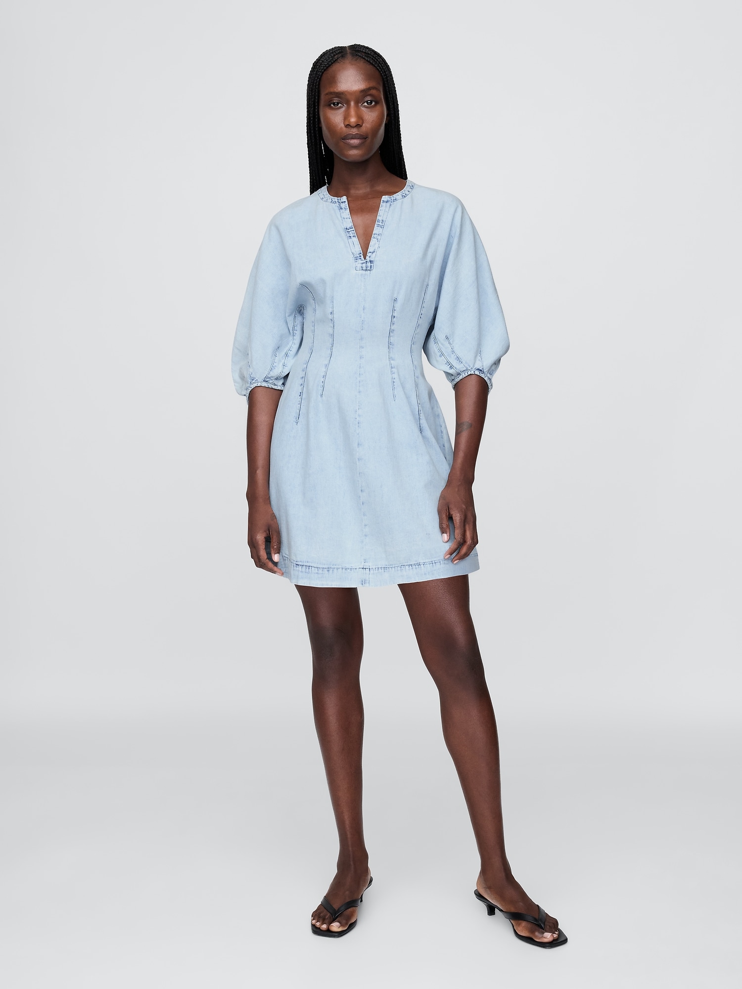 Gap デニム スプリットネック ミニワンピース Gap デニム スプリットネック ミニワンピース