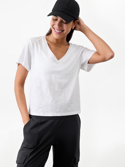 Essential Slub V-Neck Tee