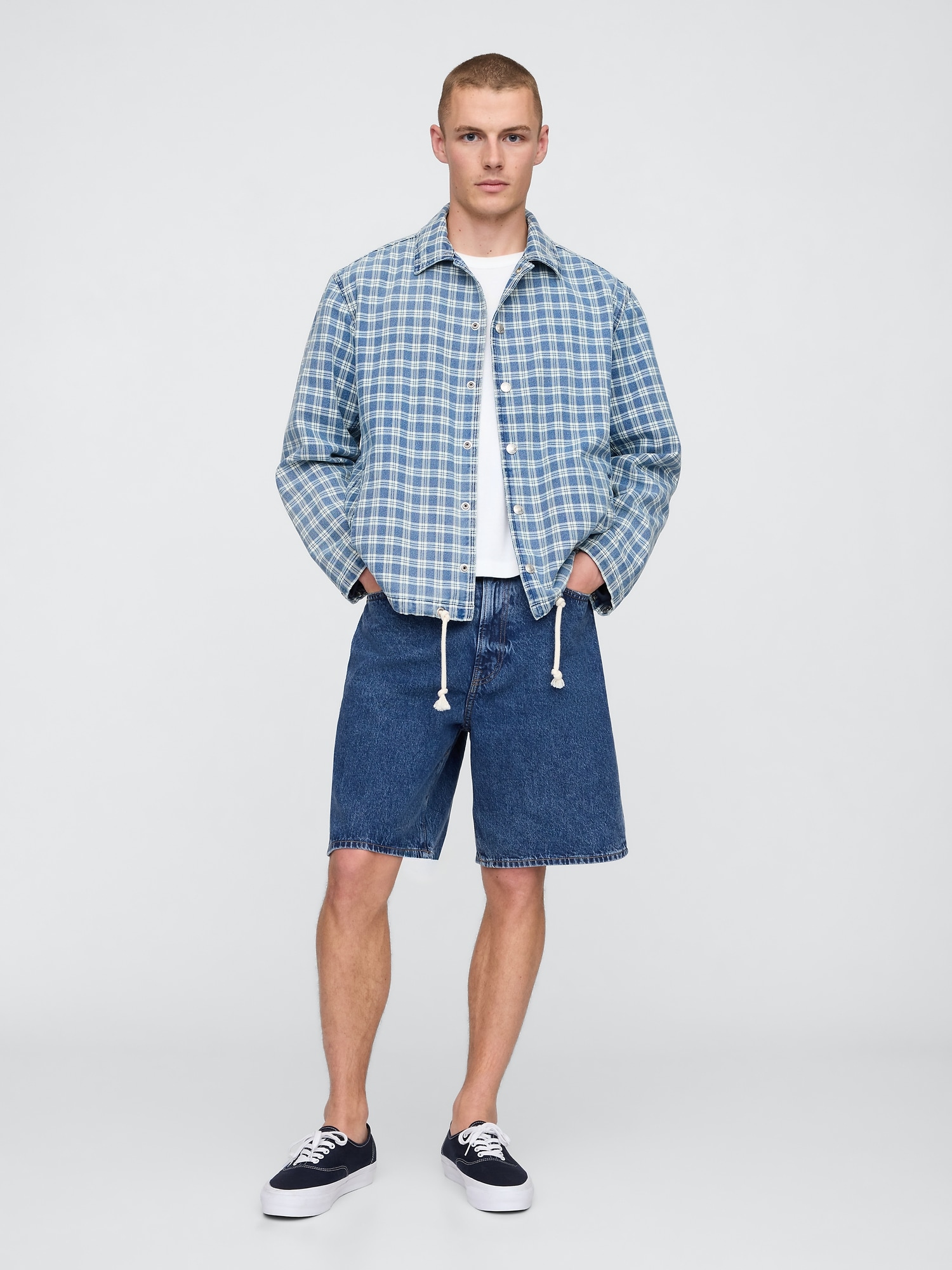 '90s Loose Denim Shorts