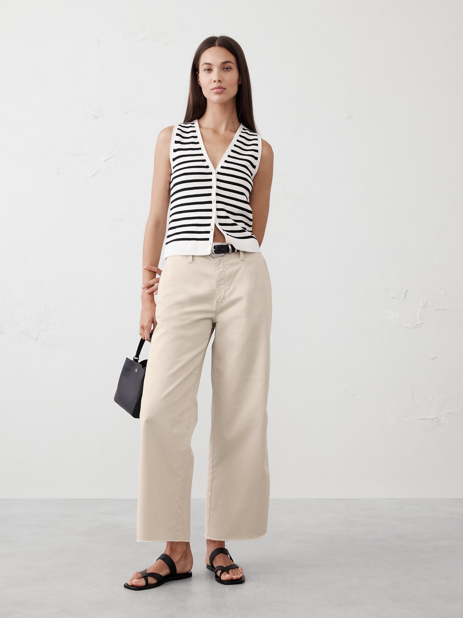 Wide-Leg High-Rise Cropped Chino