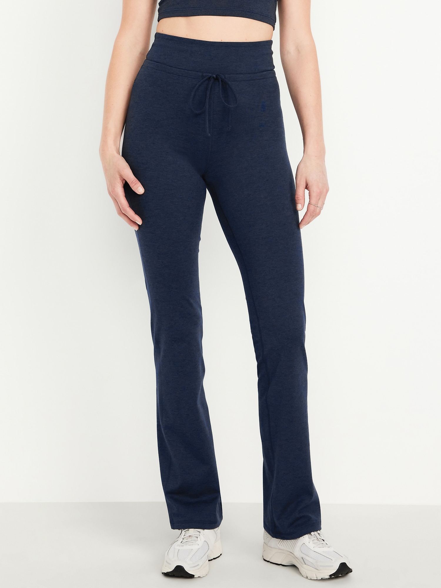 Extra High-Waisted CloudComfy Flare Leggings