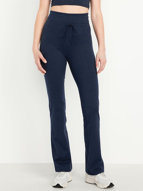 Extra High-Waisted CloudComfy Flare Leggings