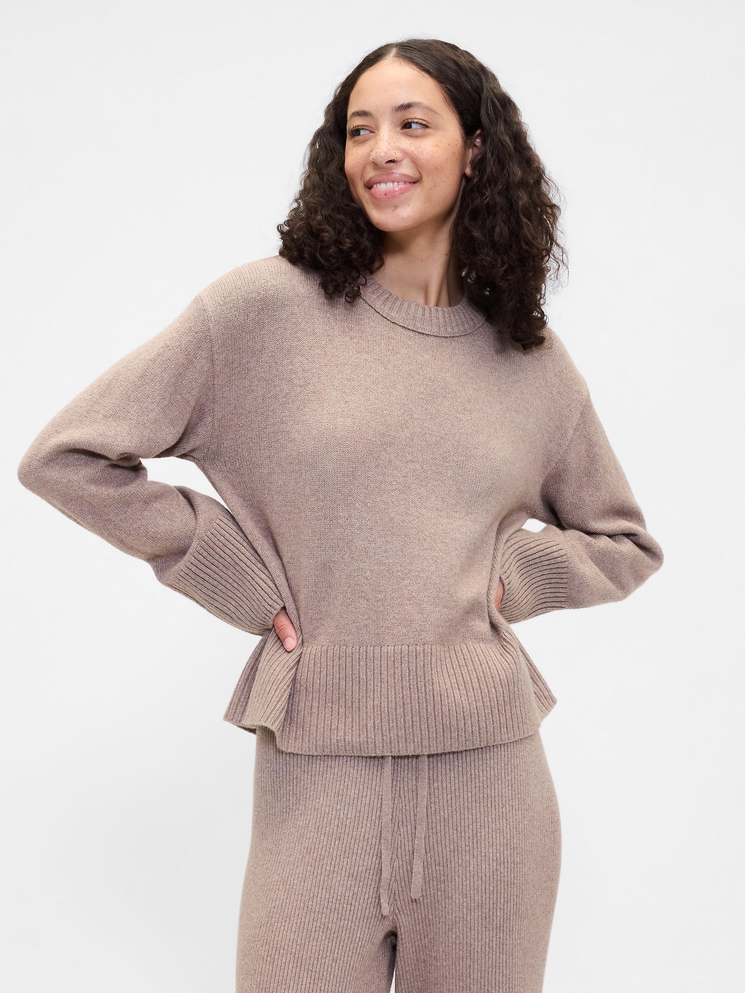 CashSoft Relaxed Crewneck Sweater