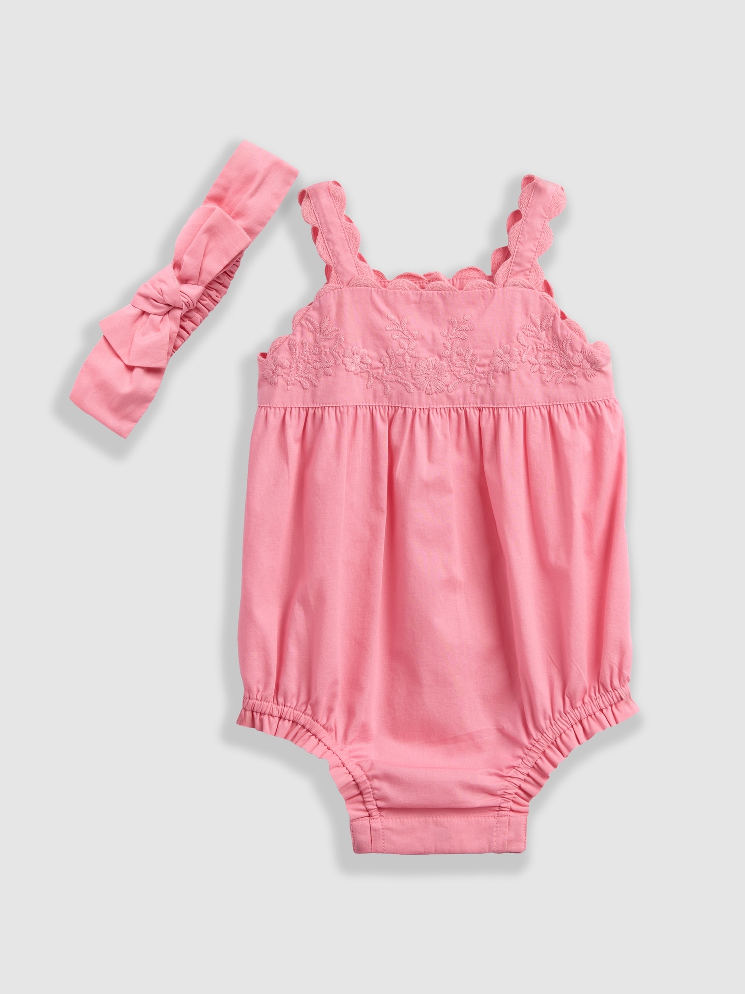 Gap 刺しゅう バブル ショートオールセット (ベビー) Gap 刺しゅう バブル ショートオールセット (ベビー)