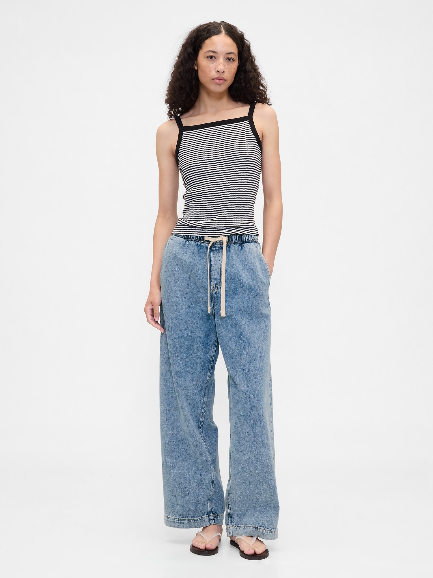 High Rise Pull-On Wide-Leg Jeans