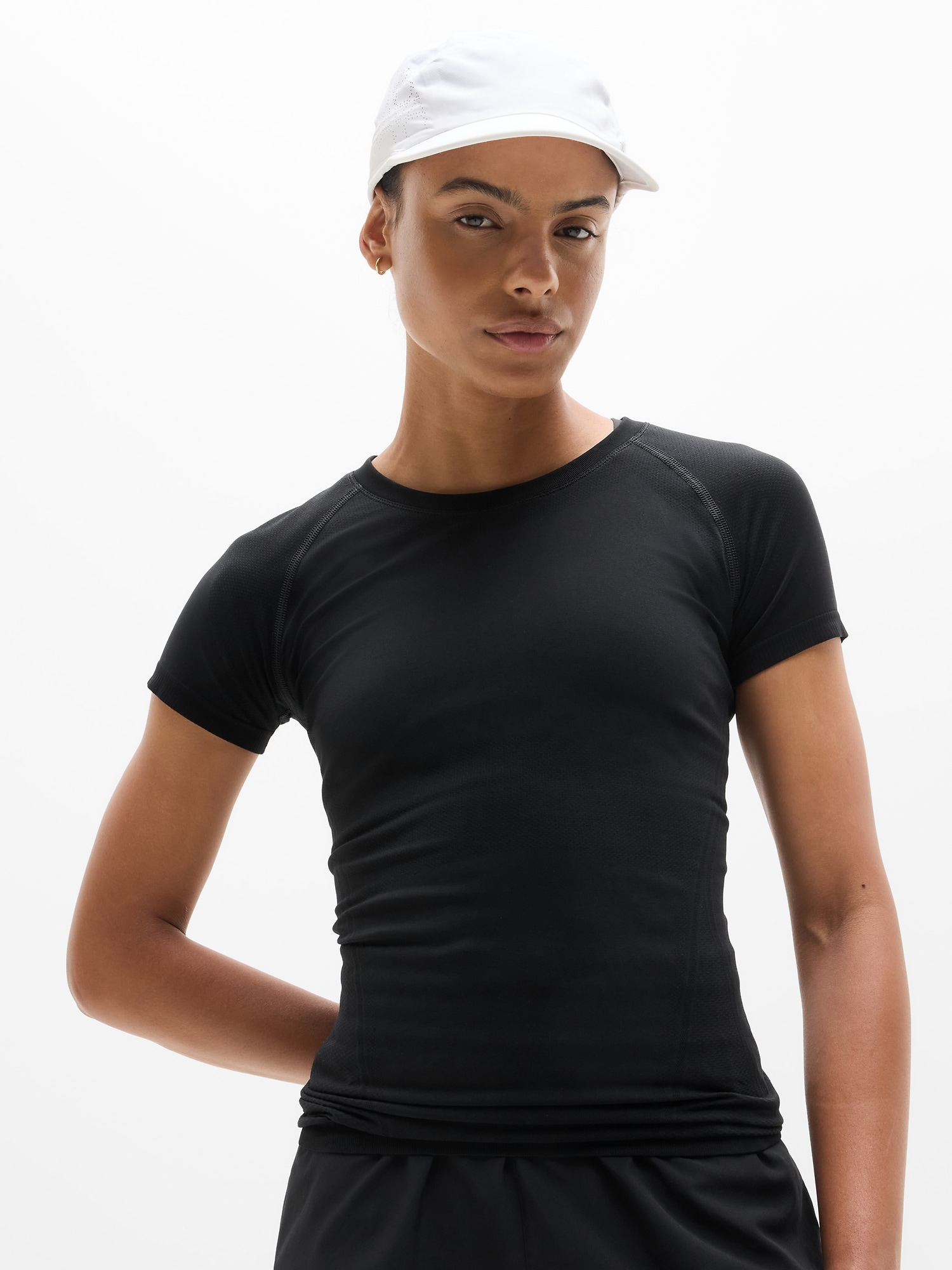 Momentum Seamless Tee