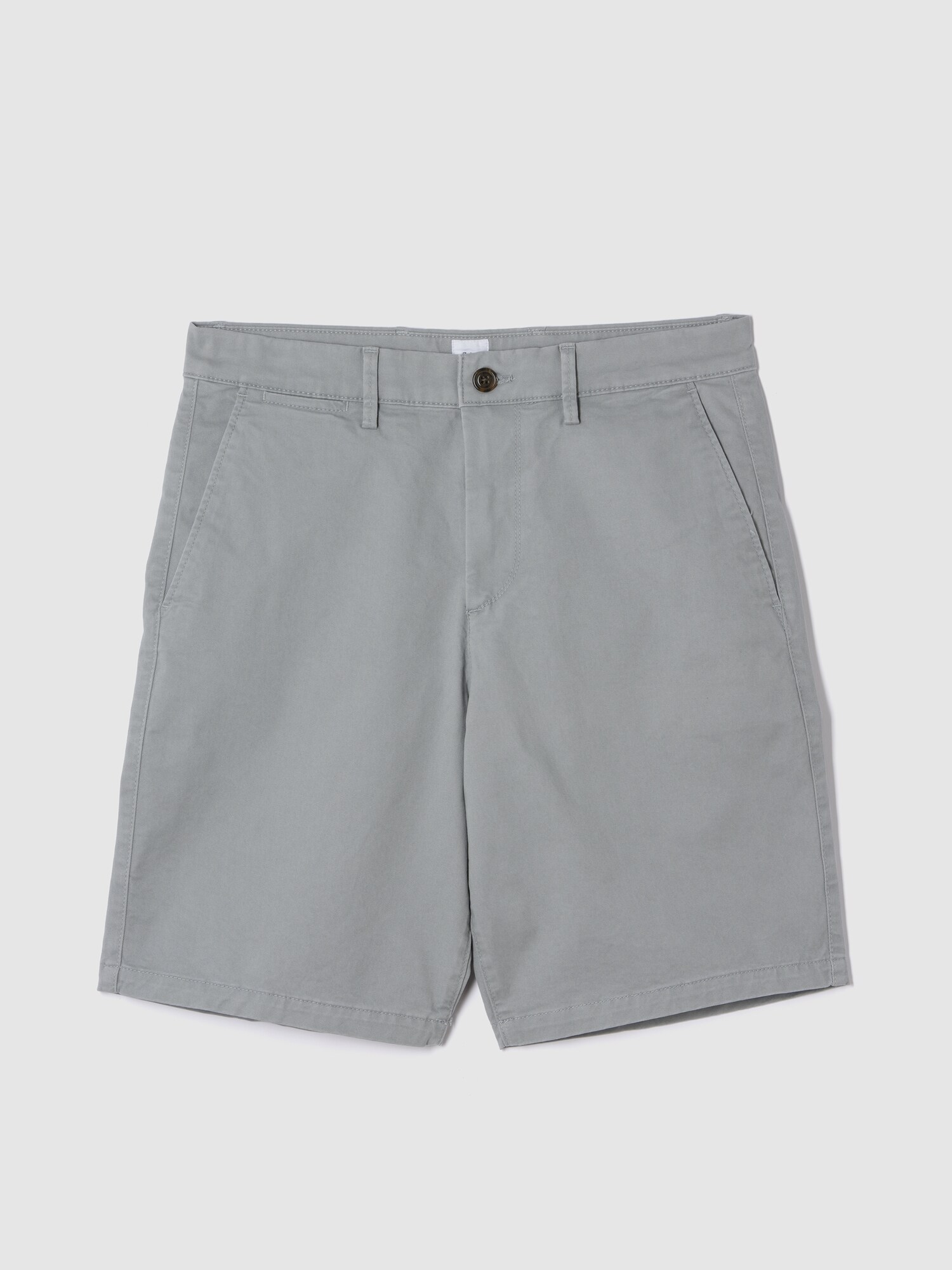 K　ESSENTIALS カーキショートパンツ Gap公式オンラインストア | 9インチ エッセンシャル カーキ