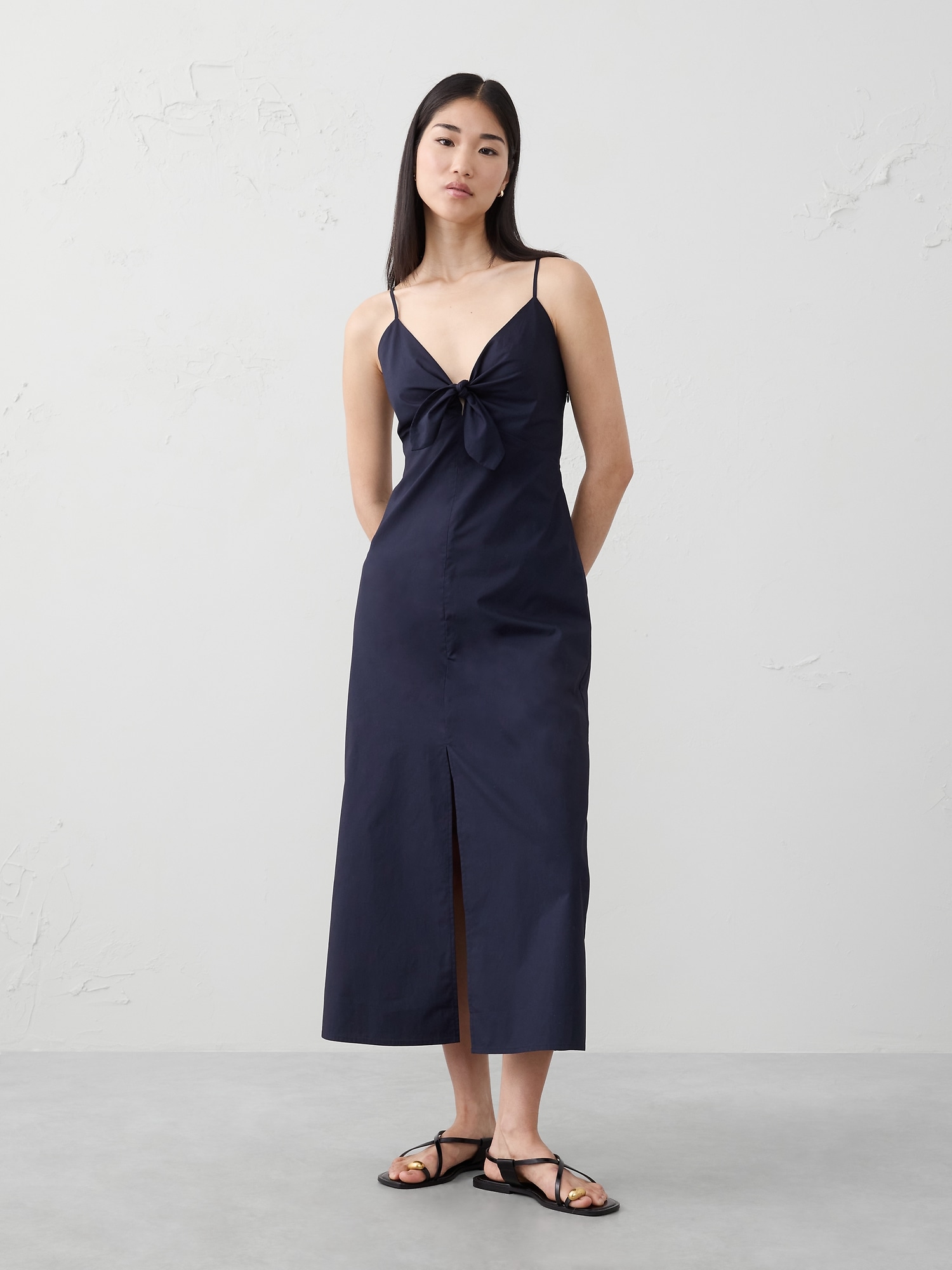 ROBE LONGUE À BRETELLES