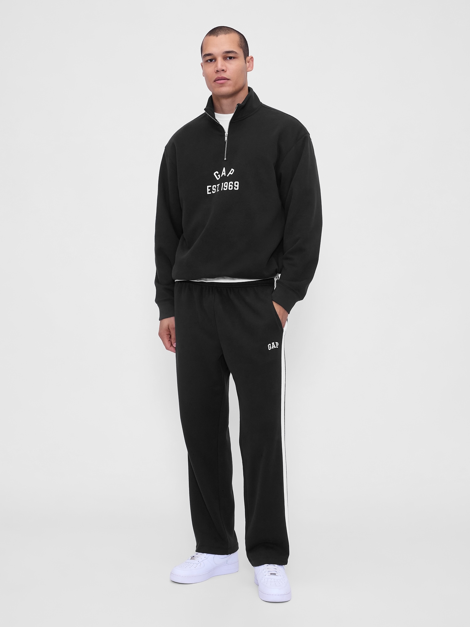 GAP セットアップ 黒 Lサイズ セットアップ (メンズ) | Gap公式オンラインストア