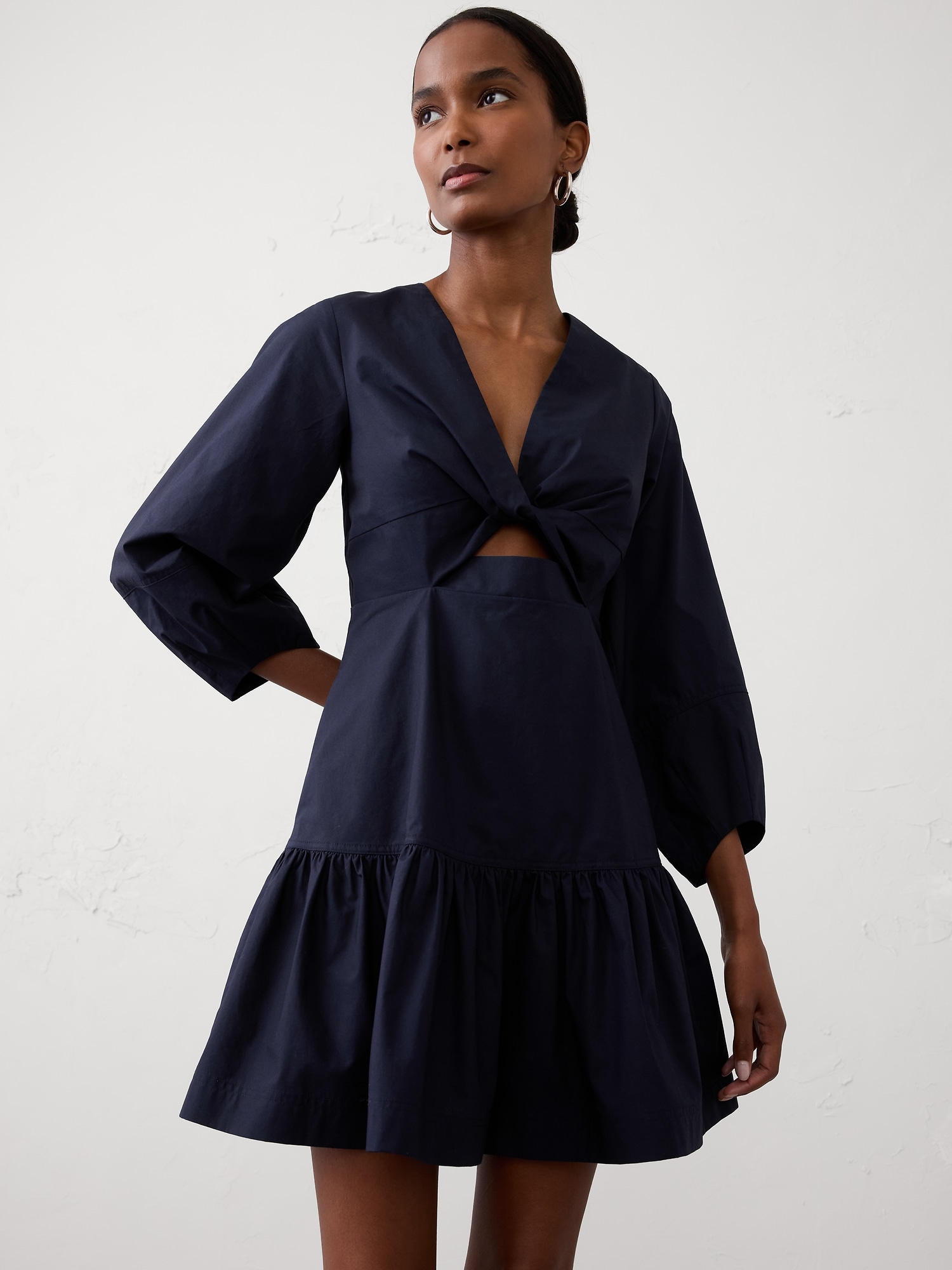 ROBE COURTE EN POPELINE TORSADÉE