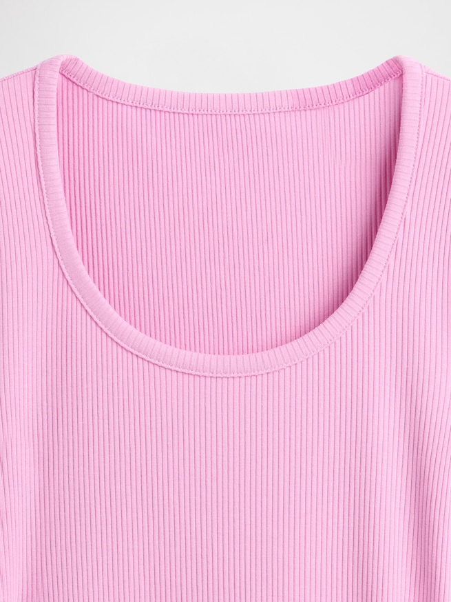 モダン コンパクト リブ スクープネック クロップドTシャツ-3