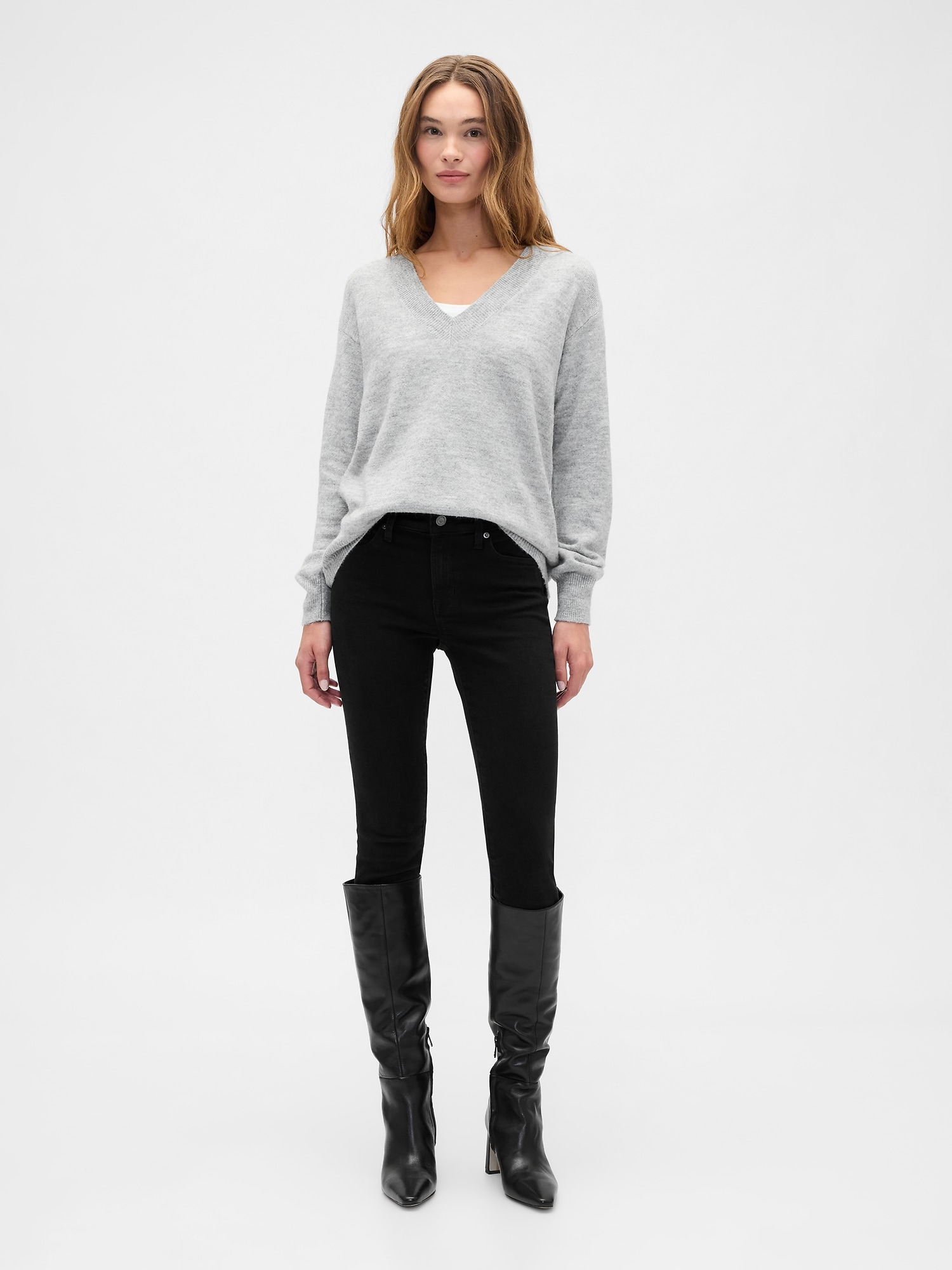 Mid Rise Universal Skinny Jeans