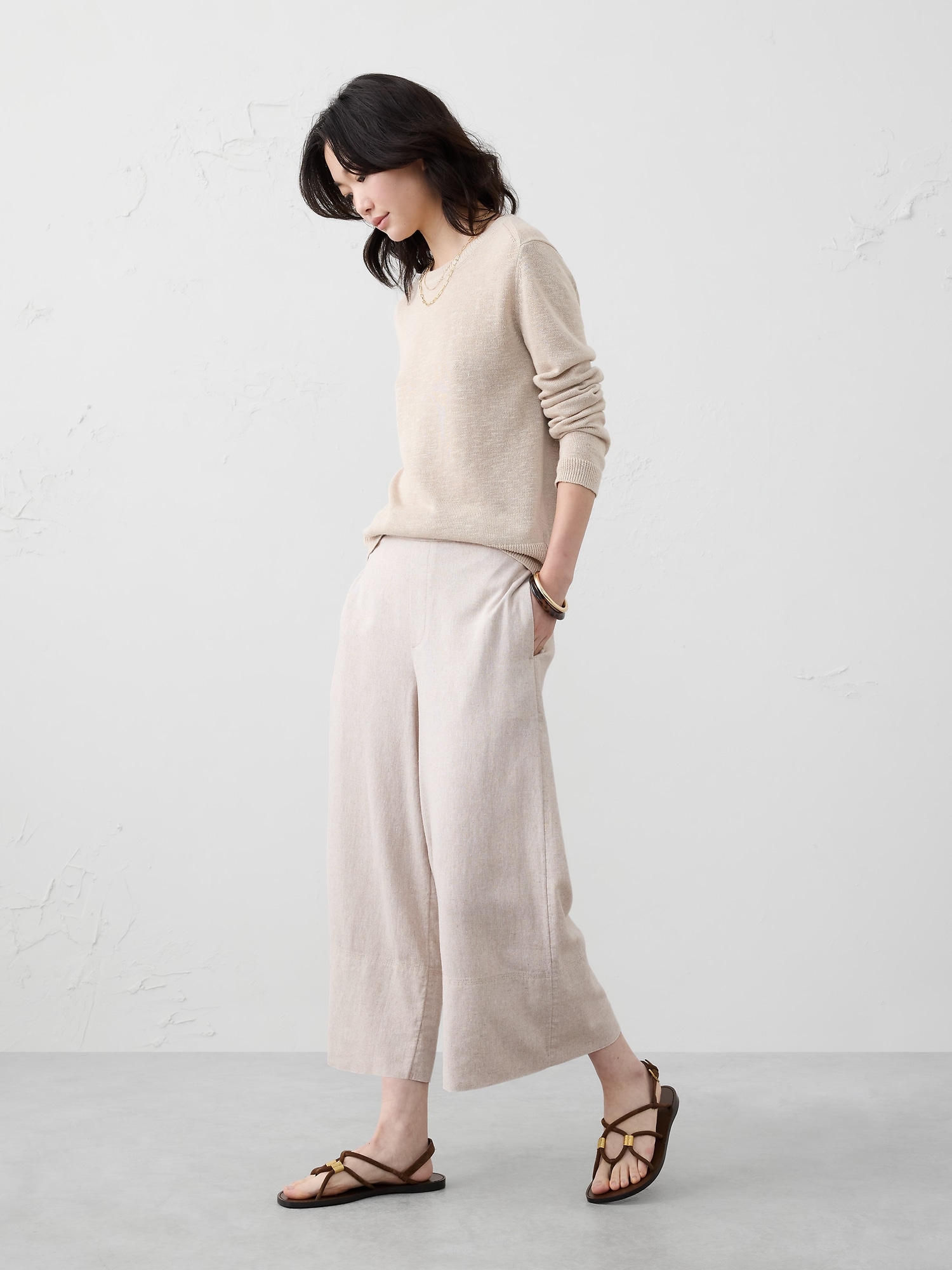 Wide-Leg High-Rise Linen-Blend Pull-On Cropped Pant