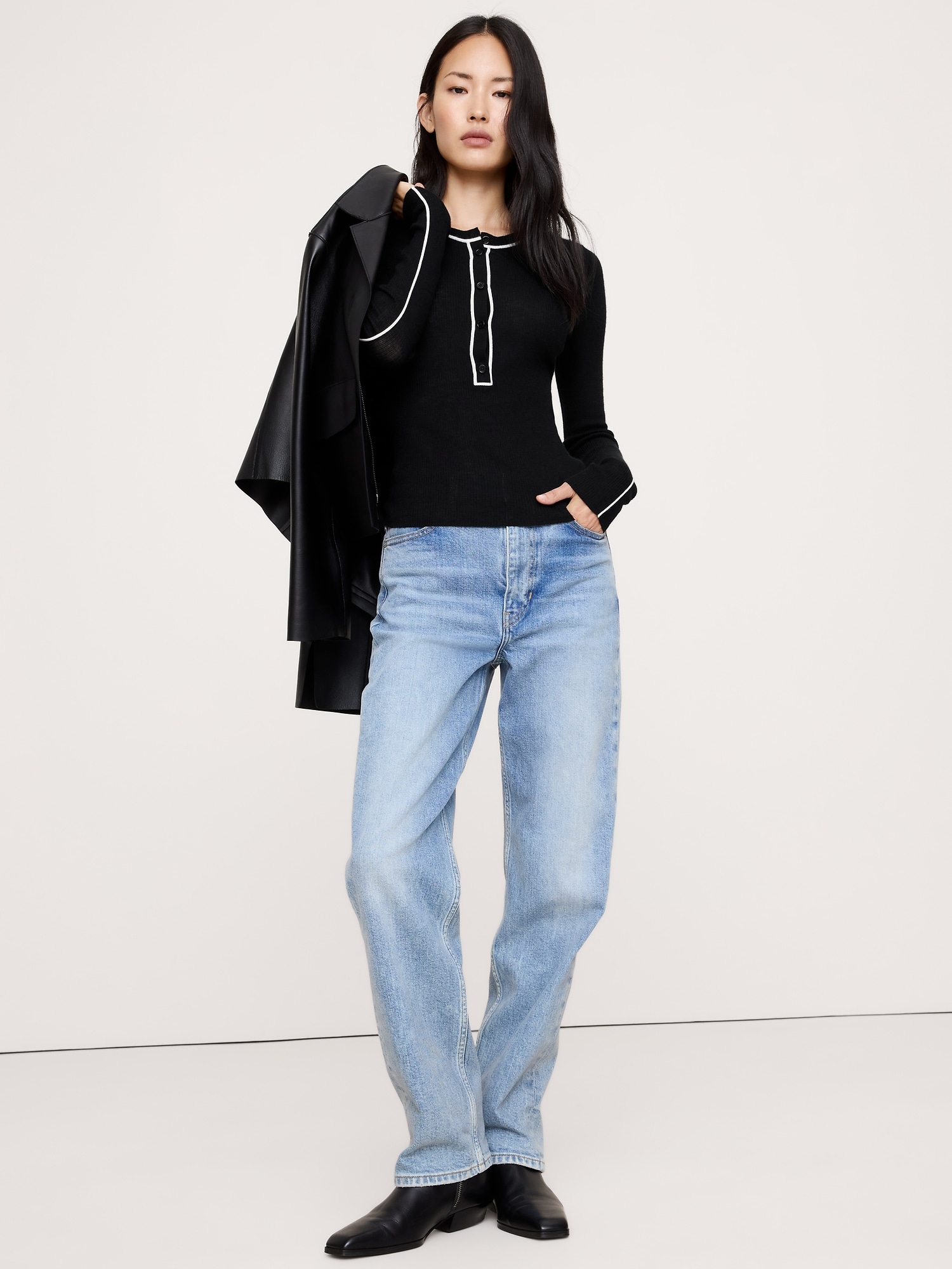 Featherweight Cashmere Henley