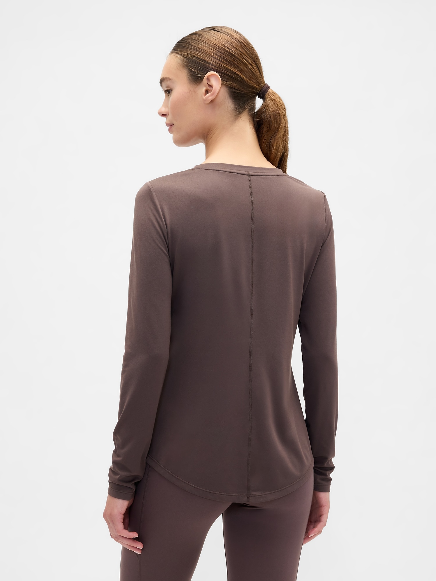 GapFit ブラッシュド ジャージー ラウンドヘム Tシャツ-1