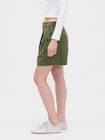 6インチ ミッドライズ ツイル プリーツ トラウザーショートパンツ-2