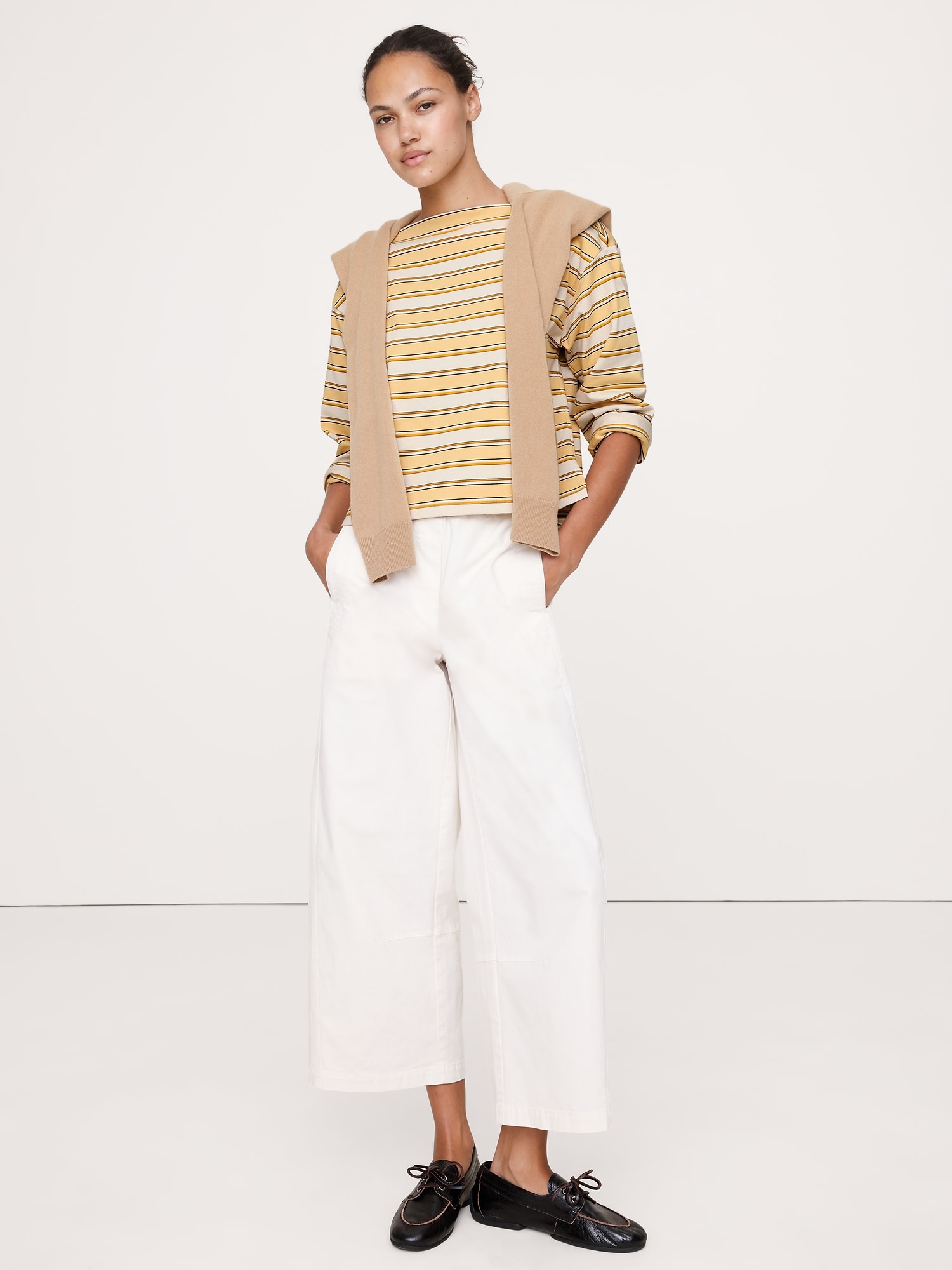 T-SHIRT DÉCONTRACTÉ À ENCOLURE BATEAU EN COTON ÉPAIS