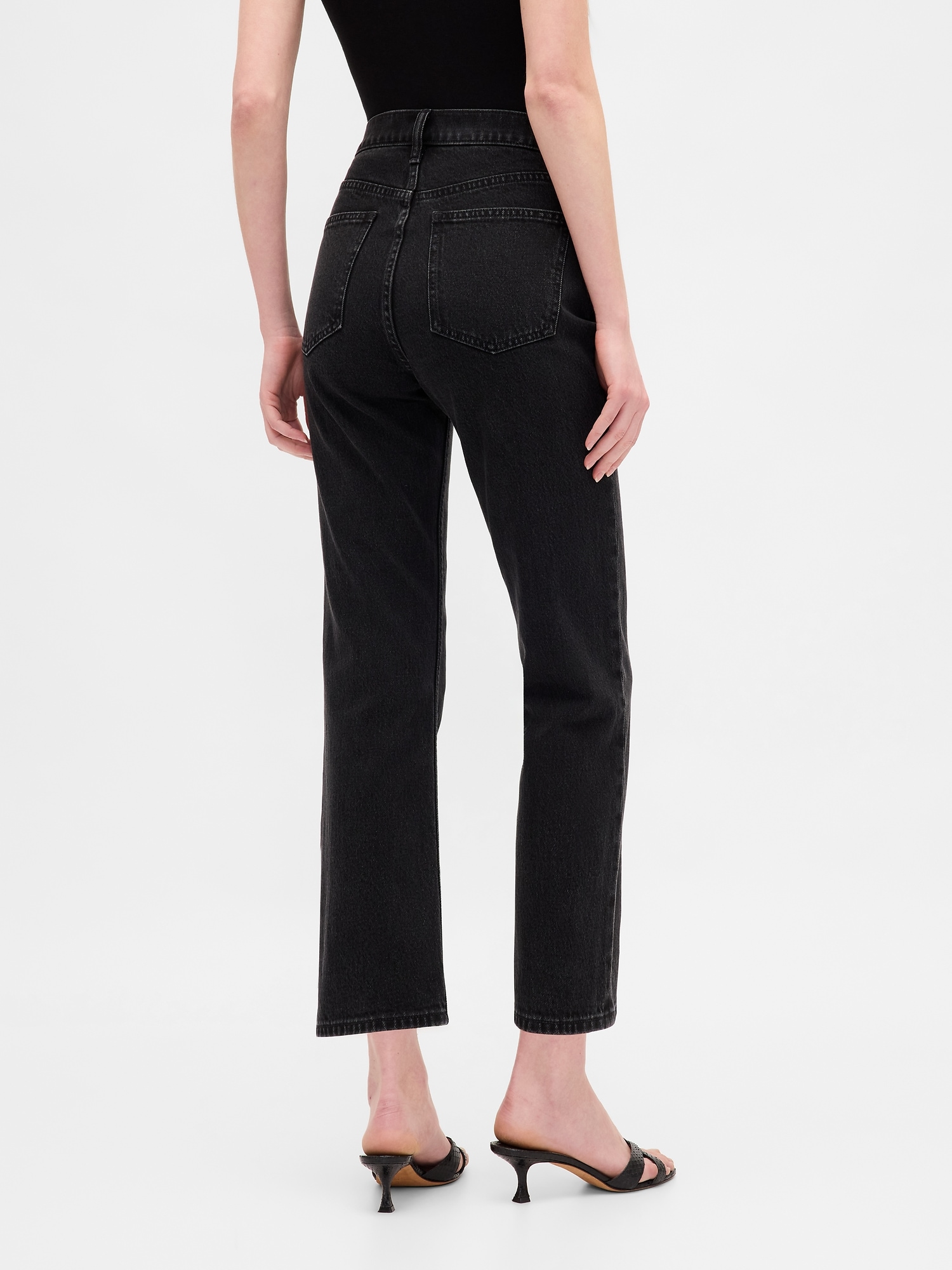 High Rise ’90s Slim Straight Crop Jeans