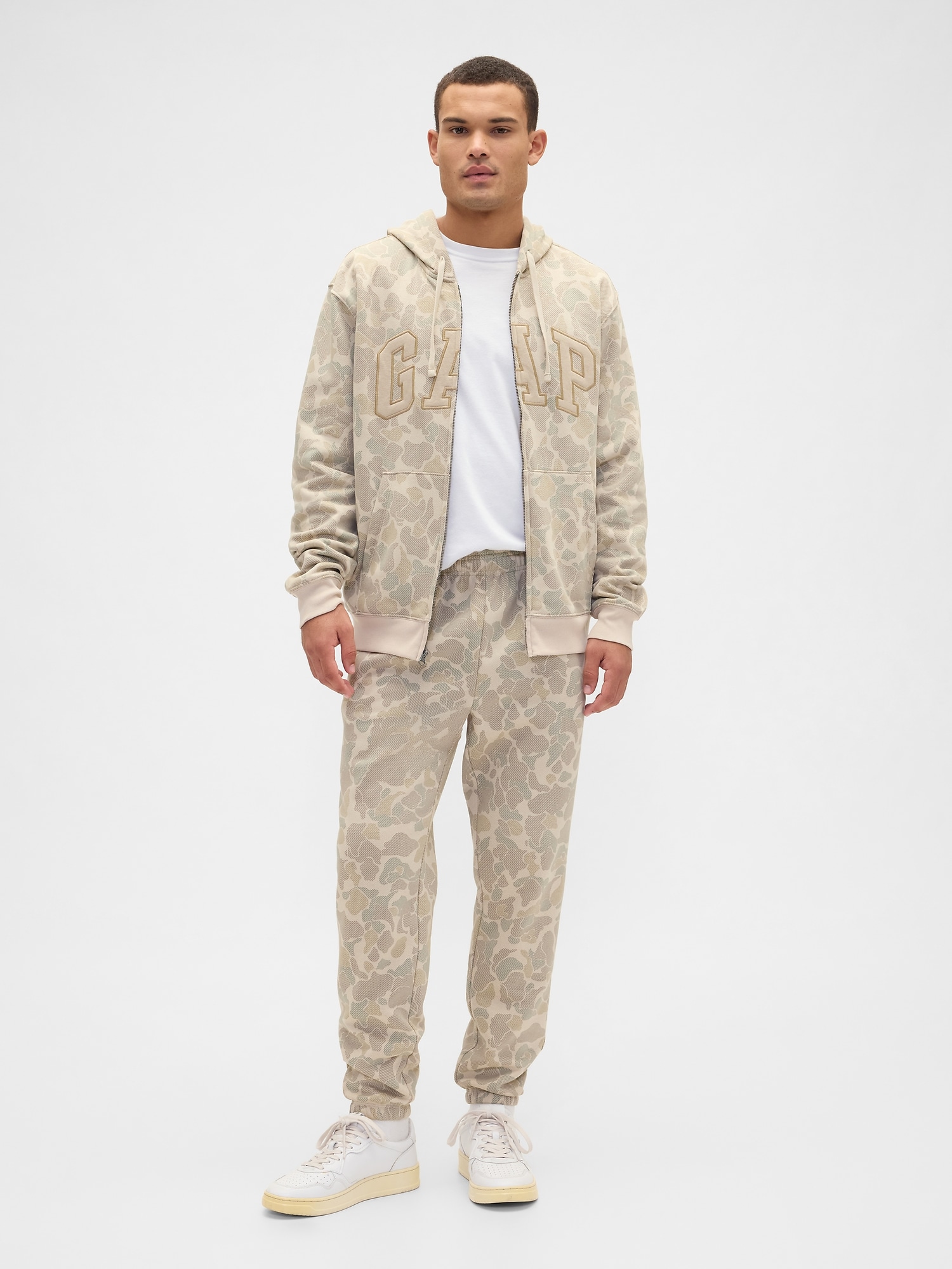 Relaxed gap logo print joggers