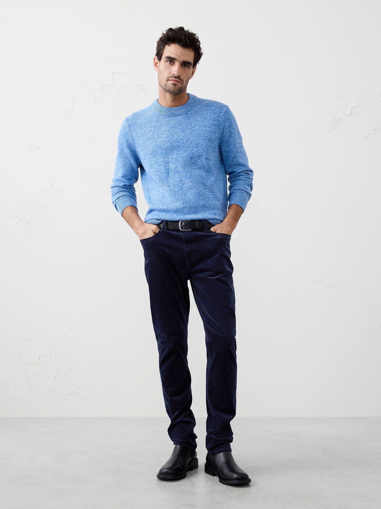 Slim Travel Corduroy Pant