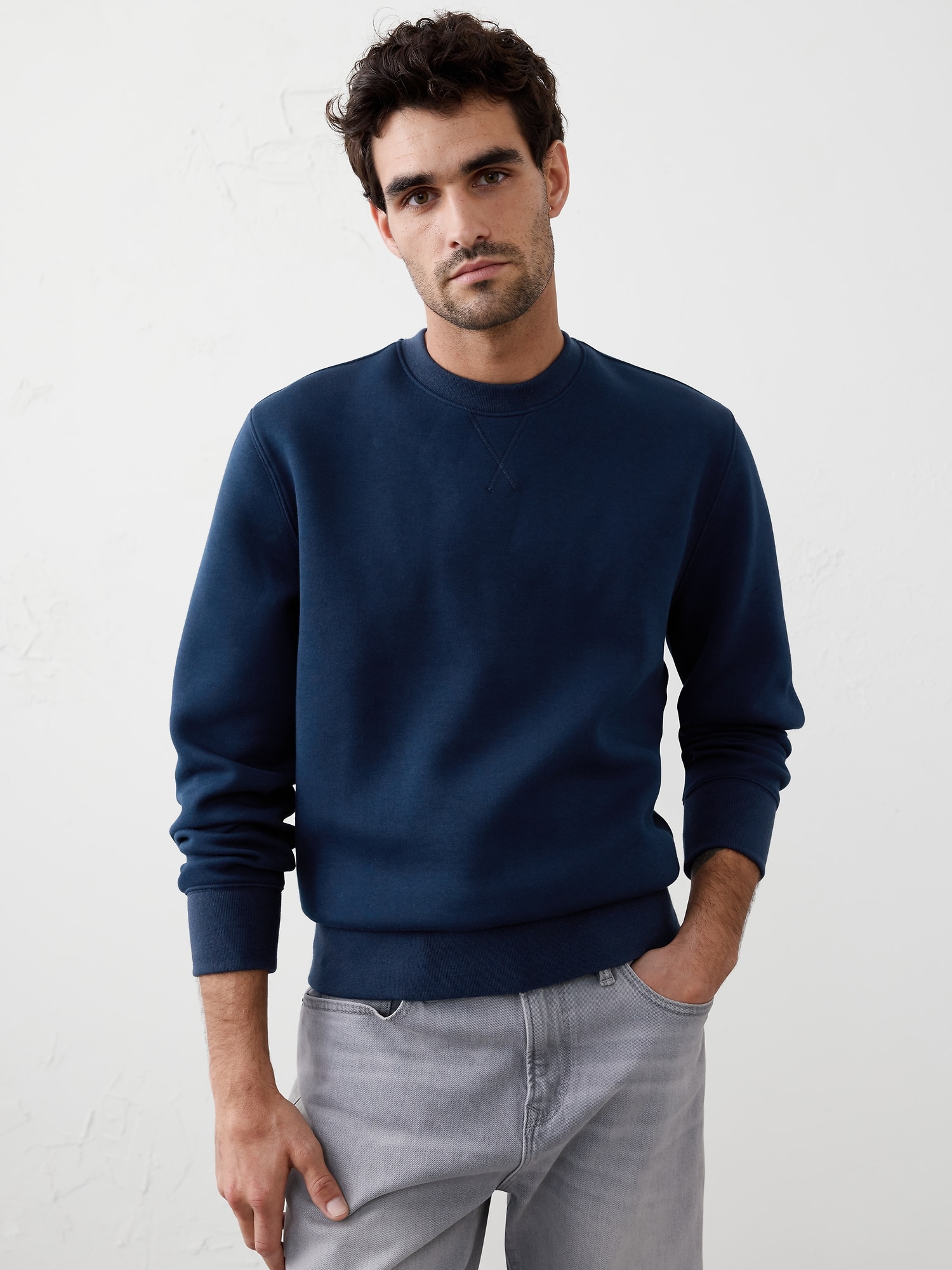 Weekender Sweatshirt
