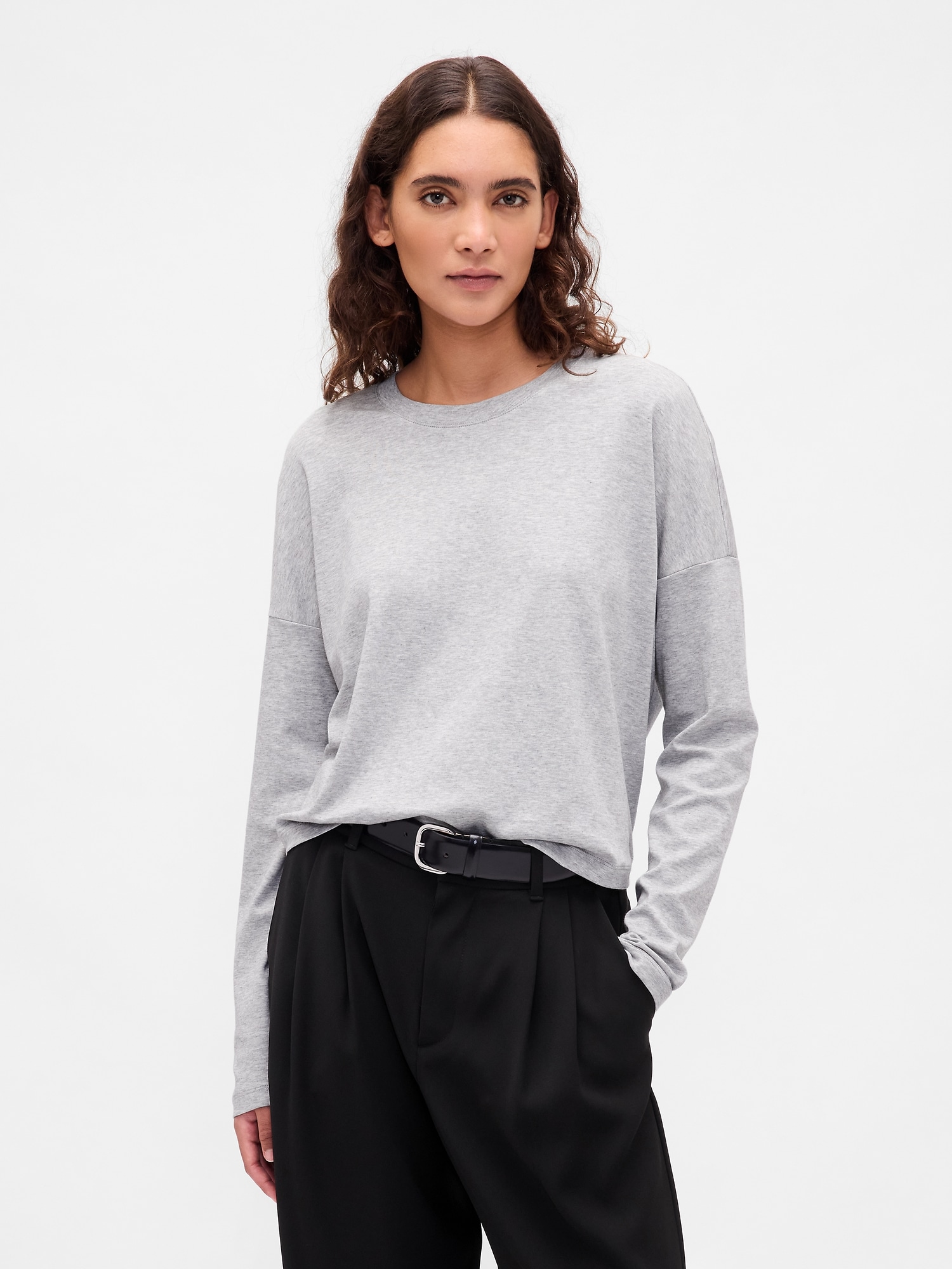Gap スーピマ® コットン オーバーサイズ クロップドTシャツ Gap スーピマ® コットン オーバーサイズ クロップドTシャツ