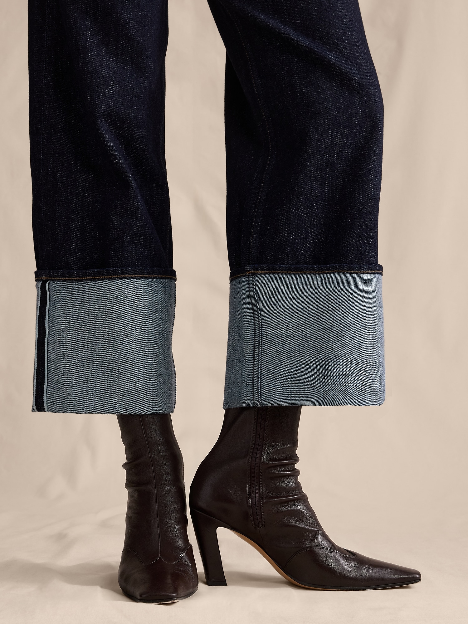 ハイライズ ストーブパイプ ストレートレッグ ジーンズ-3 ハイライズ ストーブパイプ ストレートレッグ ジーンズ-3