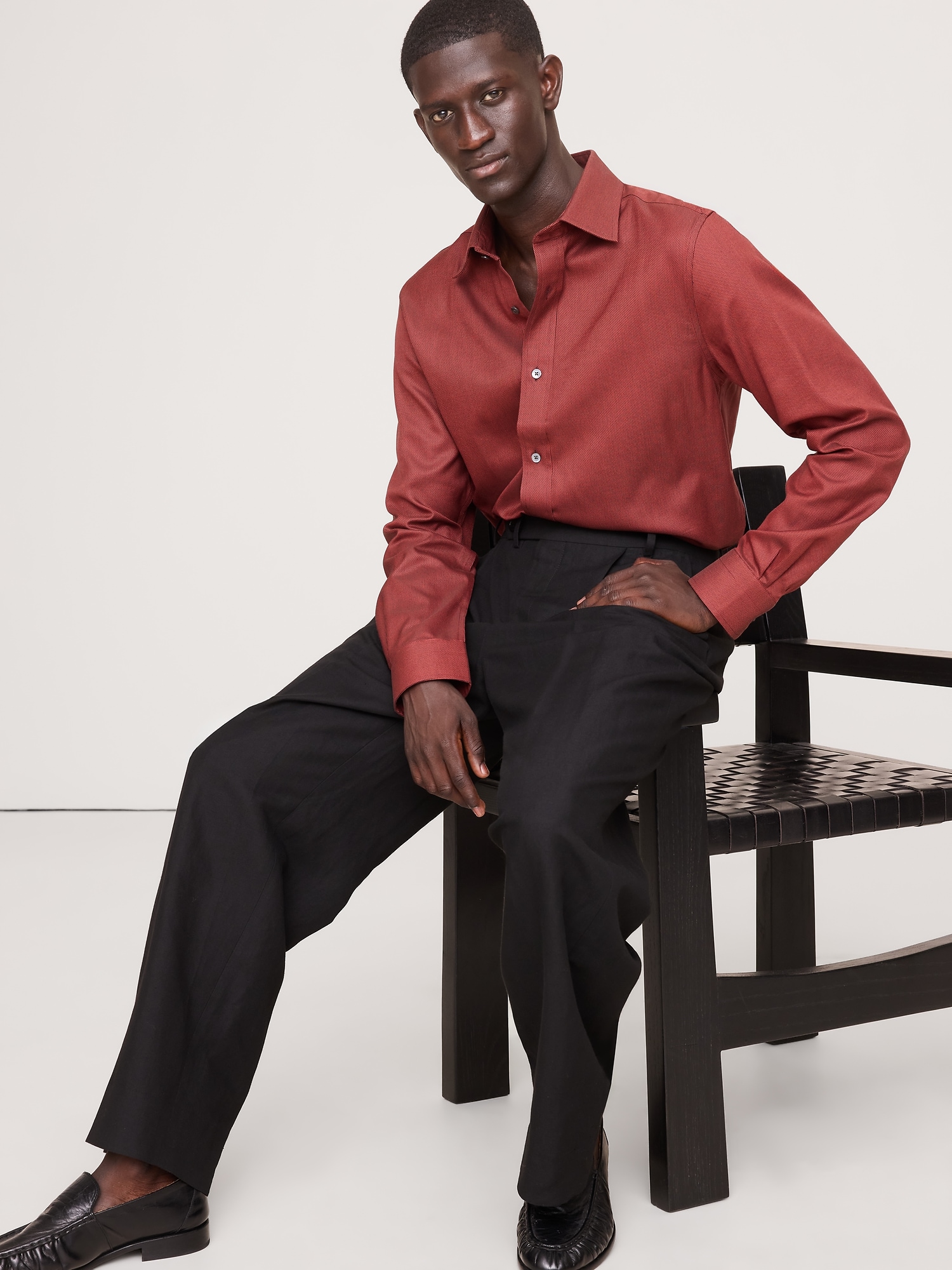 CHEMISE STANDARD HABILLÉE INFROISSABLE