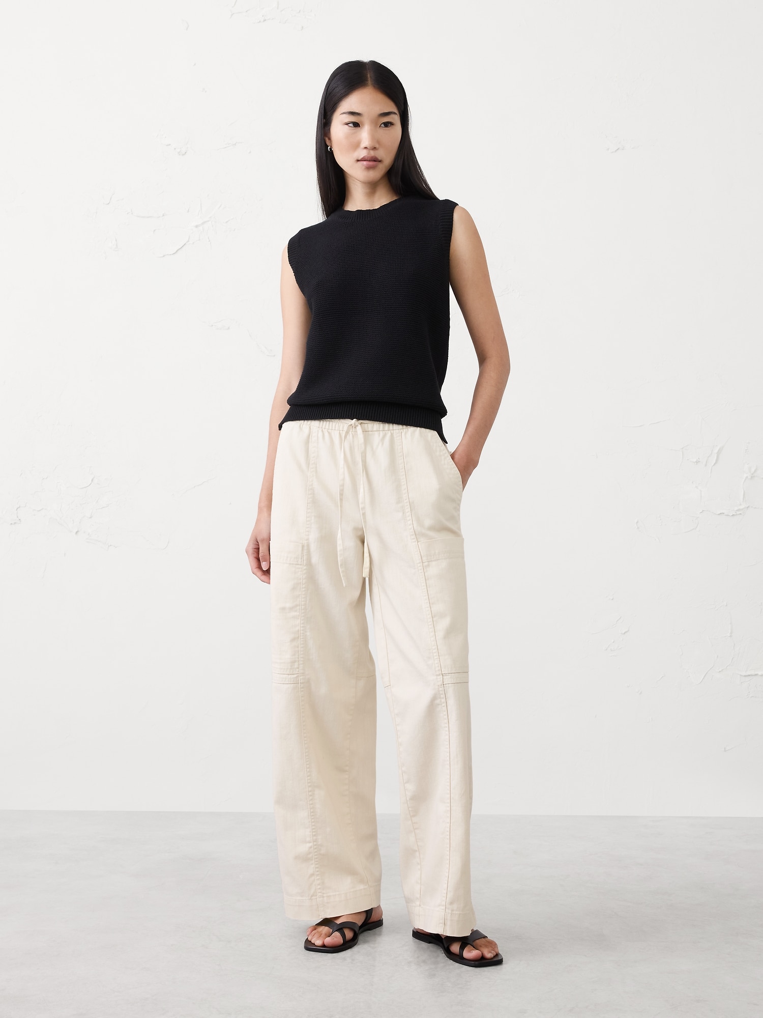 Wide-Leg Mid-Rise Cargo Pull-On Jean