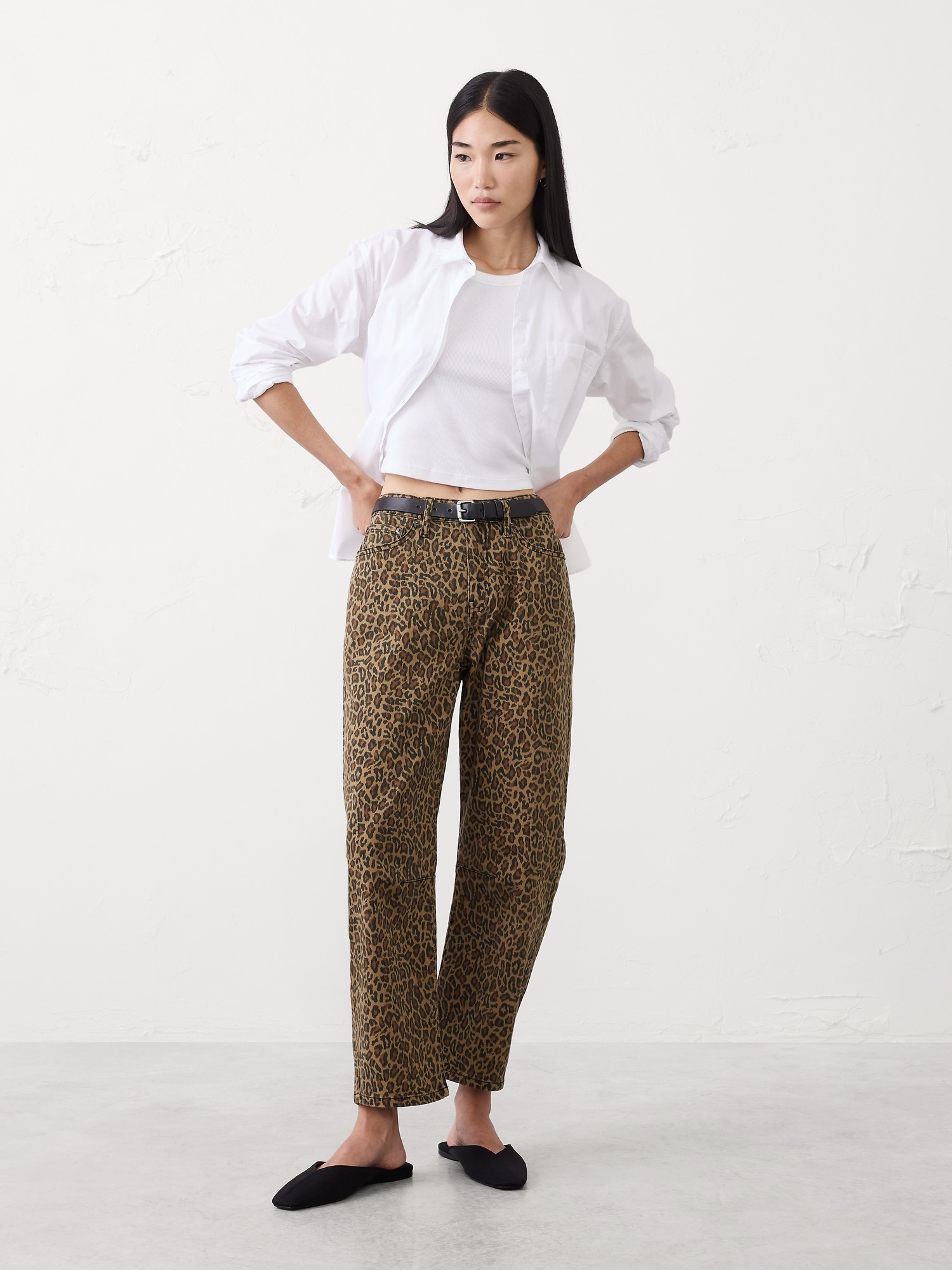 Barrel Mid-Rise Jean