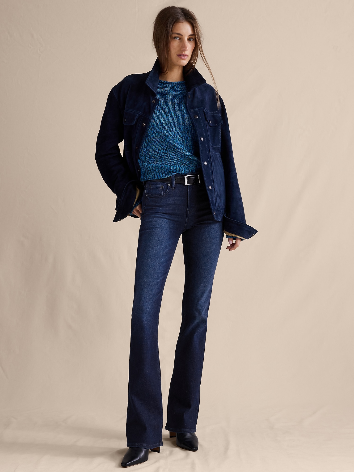 JEAN ÉVASÉ À TAILLE MI-BASSE