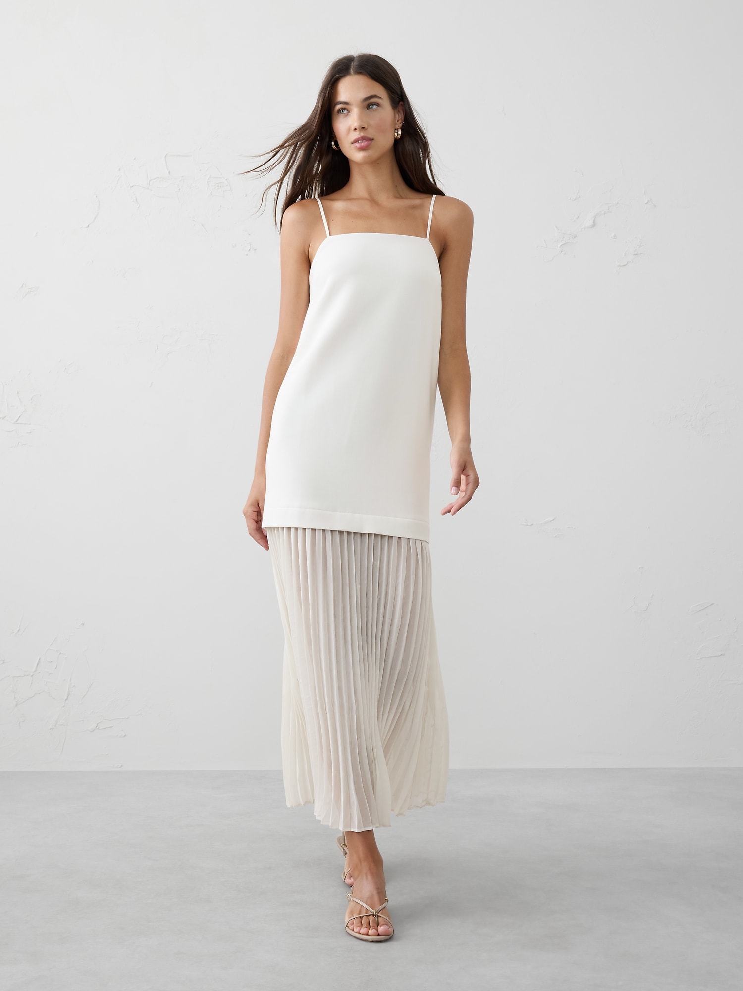 Contrast Drop-Waist Maxi Dress