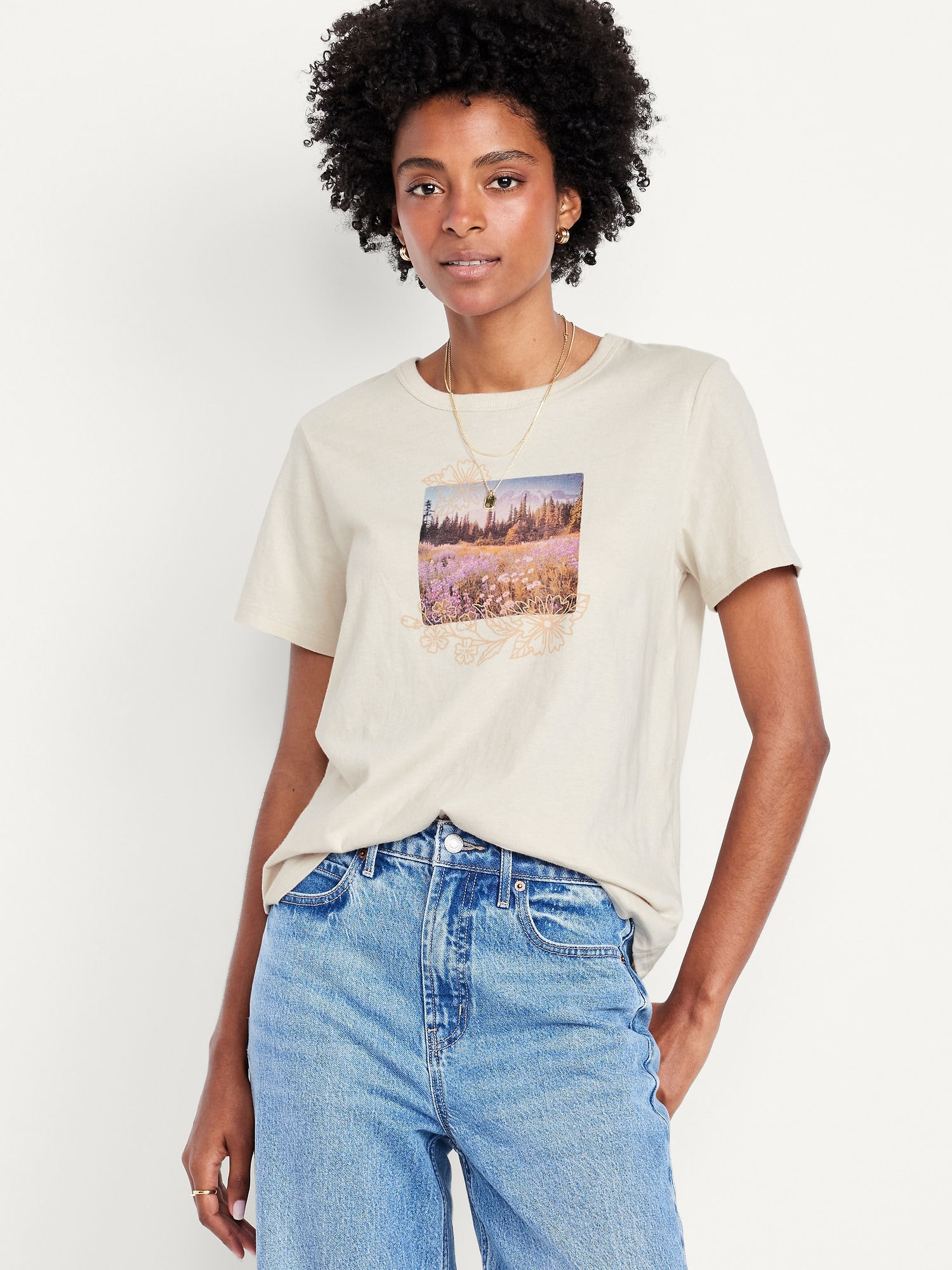 EveryWear Crew-Neck Graphic T-Shirt