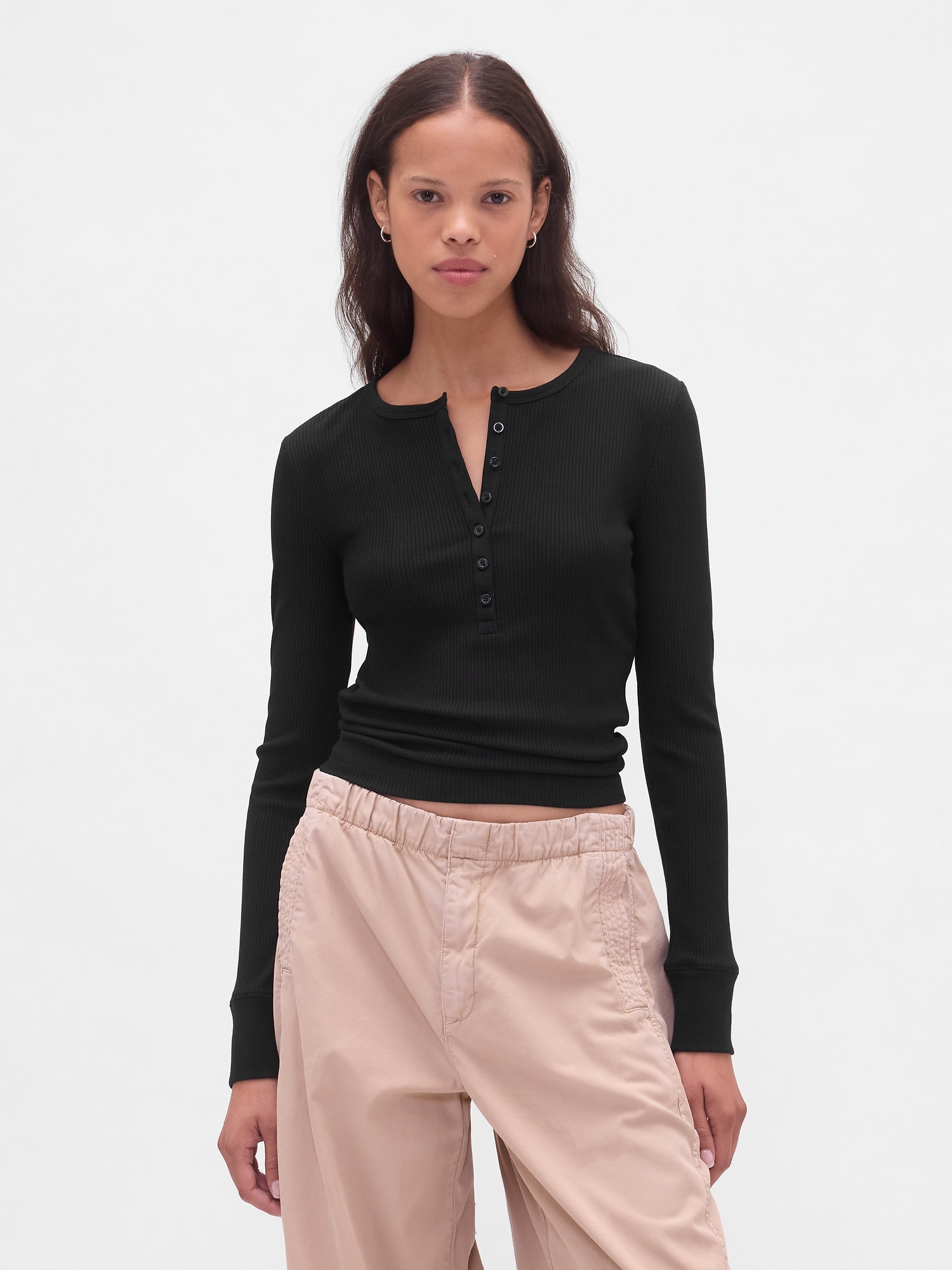 Gap モダンリブ ヘンリーネックTシャツ Gap モダンリブ ヘンリーネックTシャツ
