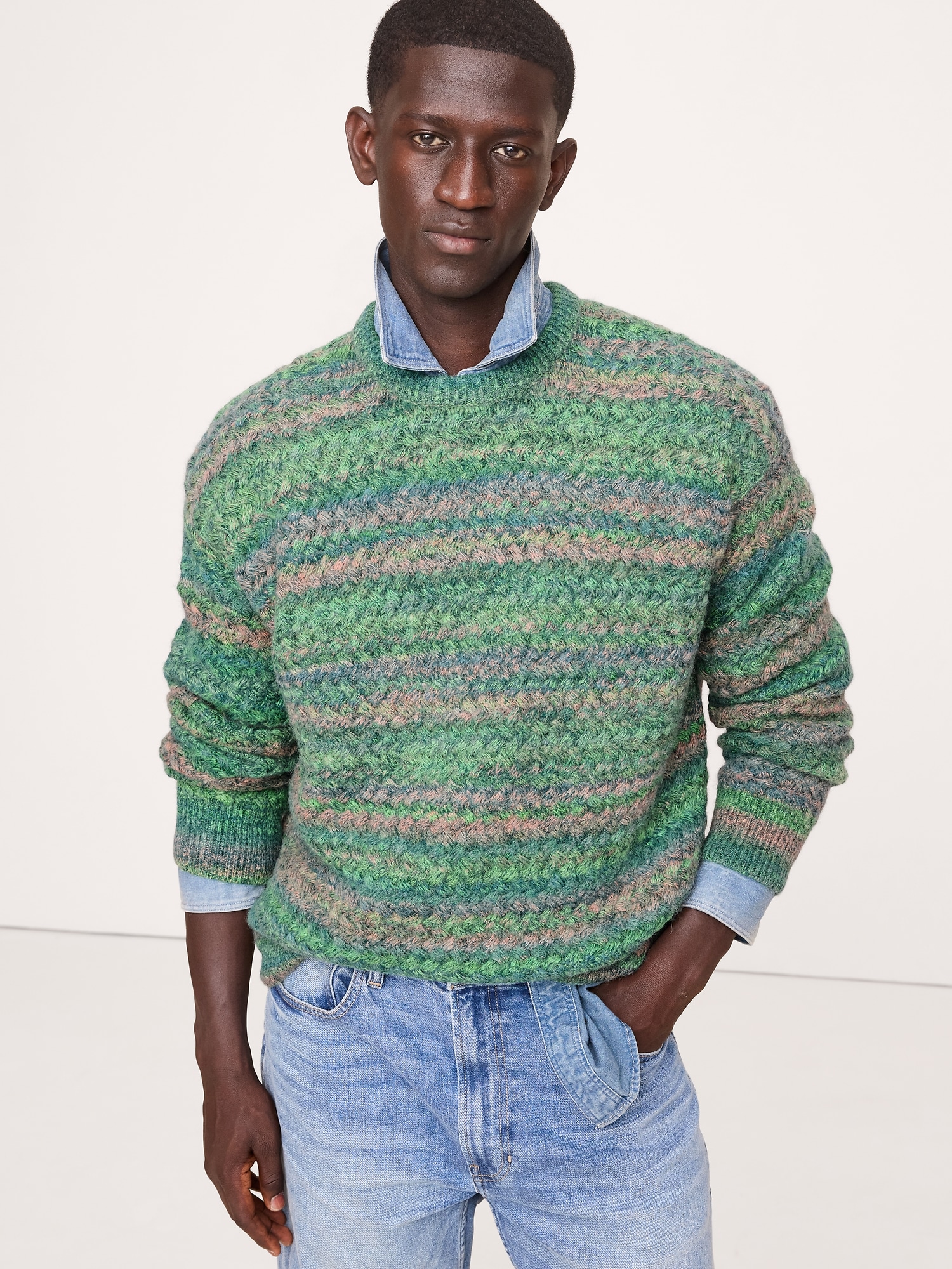 CHANDAIL RAS DU COU TEINT PAR ESPACEMENT