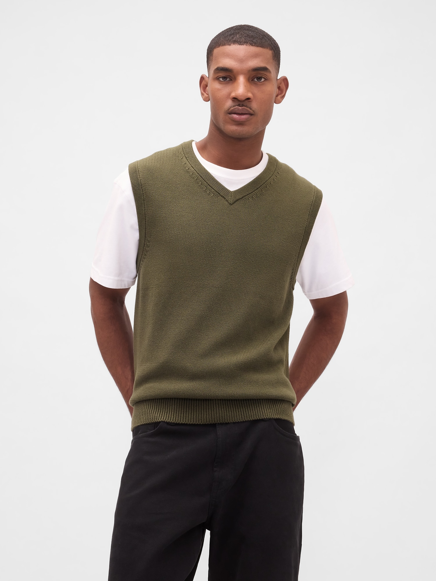 ローゲージコットンVネックニットベスト HEUGN（ユーゲン）Knit Vest ローゲージコットンVネックニット