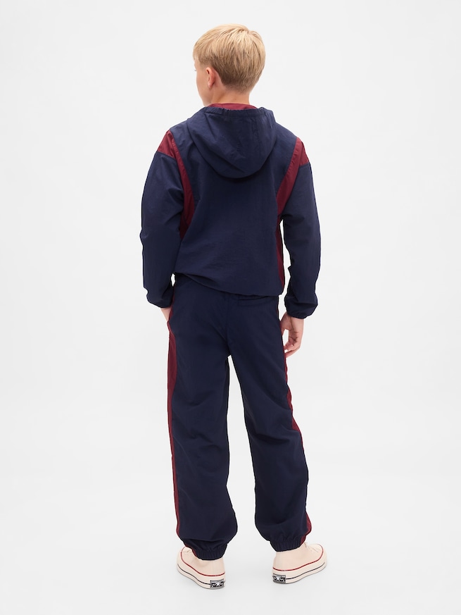 リサイクルナイロン100% リラックス GAPロゴ ジョガーパンツ (キッズ)-2