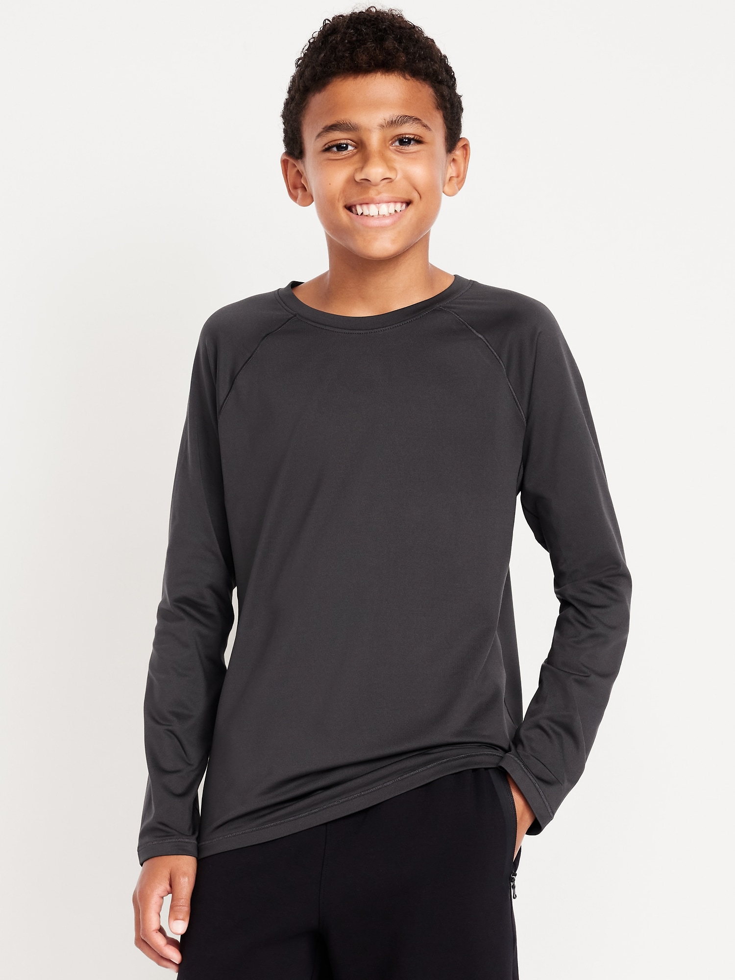 T-SHIRT INÉGALÉ PERFORMANCE À MANCHES LONGUES POUR GARÇON