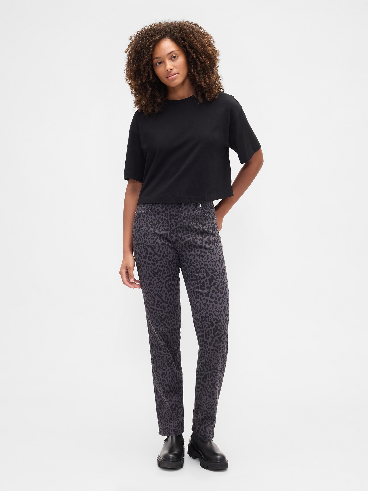 High Rise '90s Straight Leopard Print Jeans