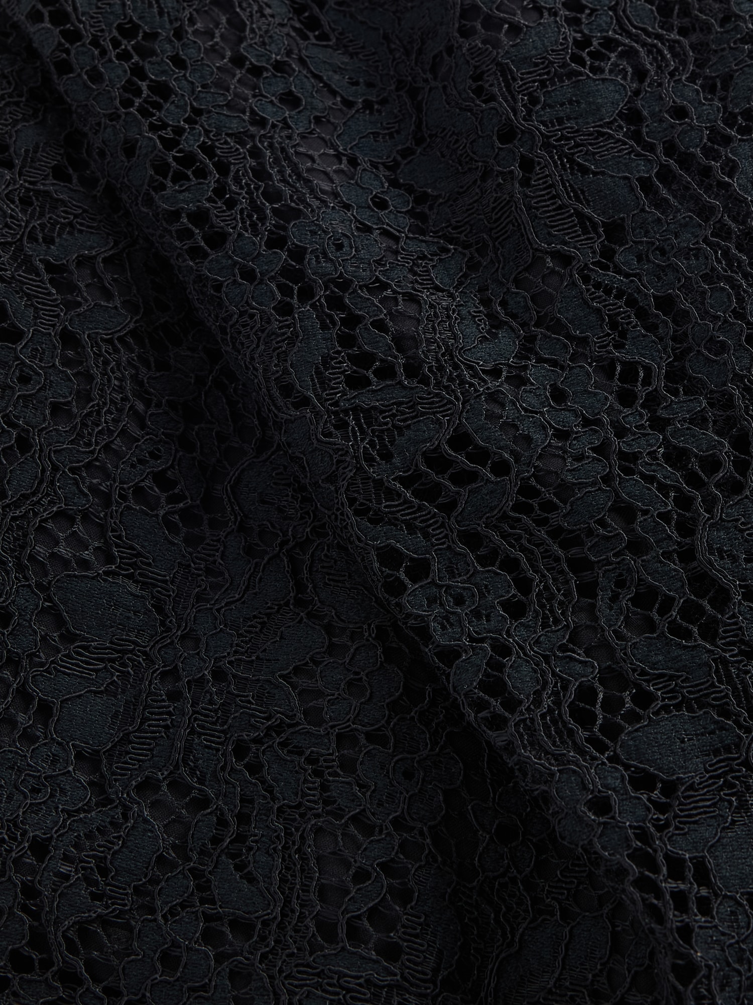 Lace Boatneck Crop Shell Top