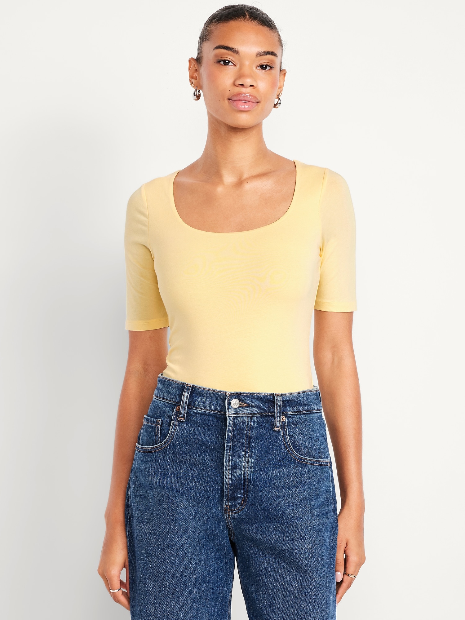 Fitted Double-Layer Elbow-Sleeve Scoop-Neck Top