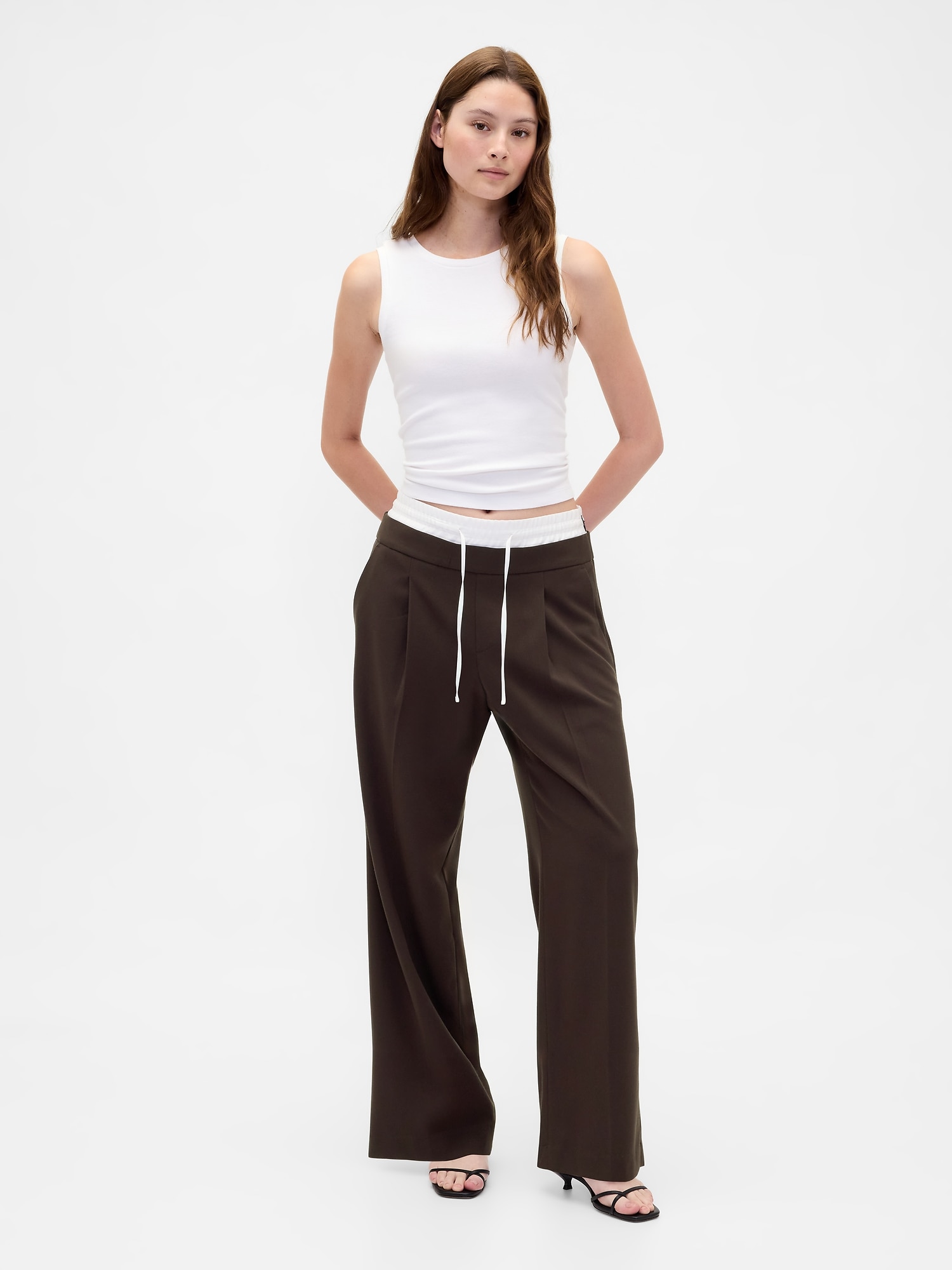 PANTALON À TAILLE MI-BASSE À CEINTURE DOUBLE