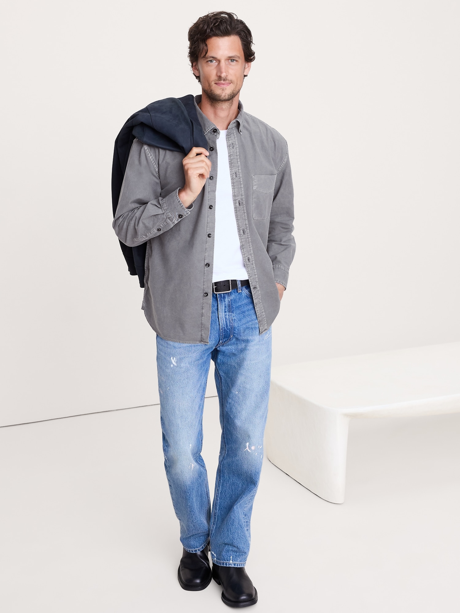 CHEMISE OXFORD DÉCONTRACTÉE TEINTE EN PLONGÉE