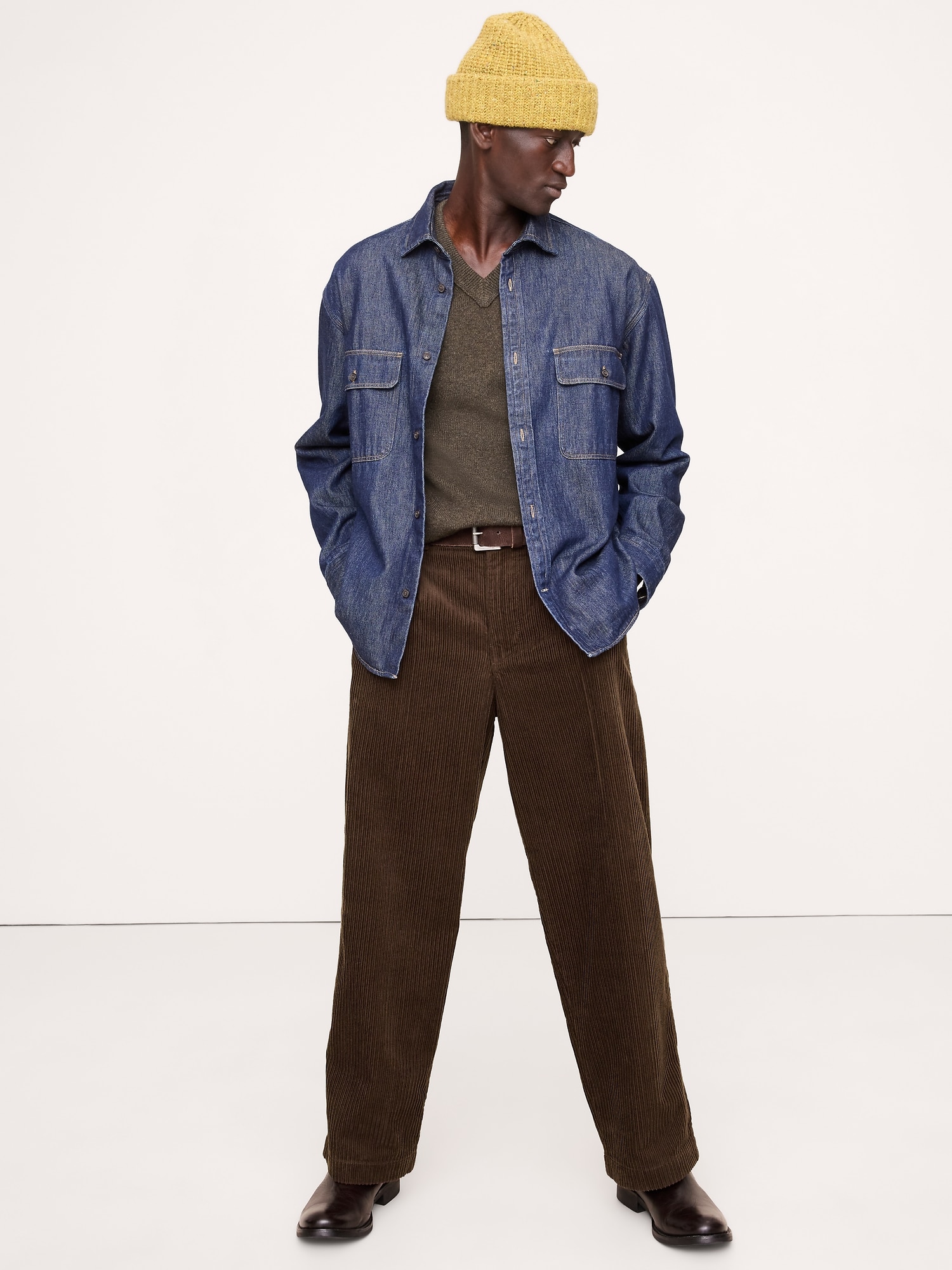 Loose Pleated Corduroy Pant