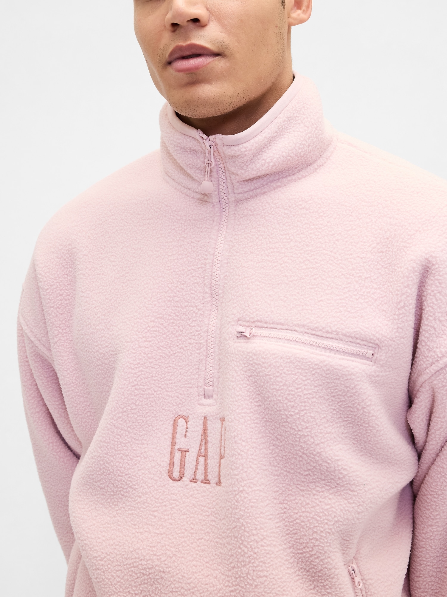 GAP ピンク フリース ハーフジップ Gap公式オンラインストア | ボア オーバーサイズ ハーフジップ GAPロゴ