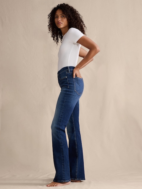 JEAN ÉVASÉ À TAILLE MI-BASSE