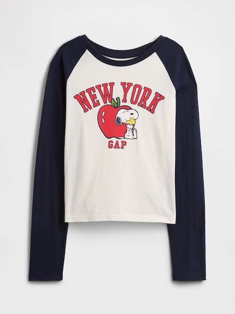 GapKids Peanuts Graphic T-Shirt