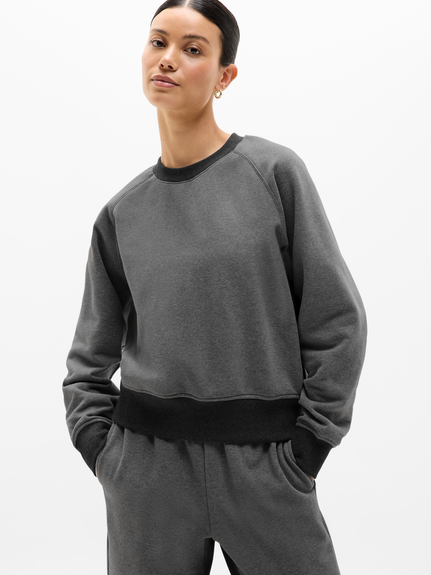 atlast sweat shirt スウェット 40 Crewneck Sweatshirts | Athleta Canada